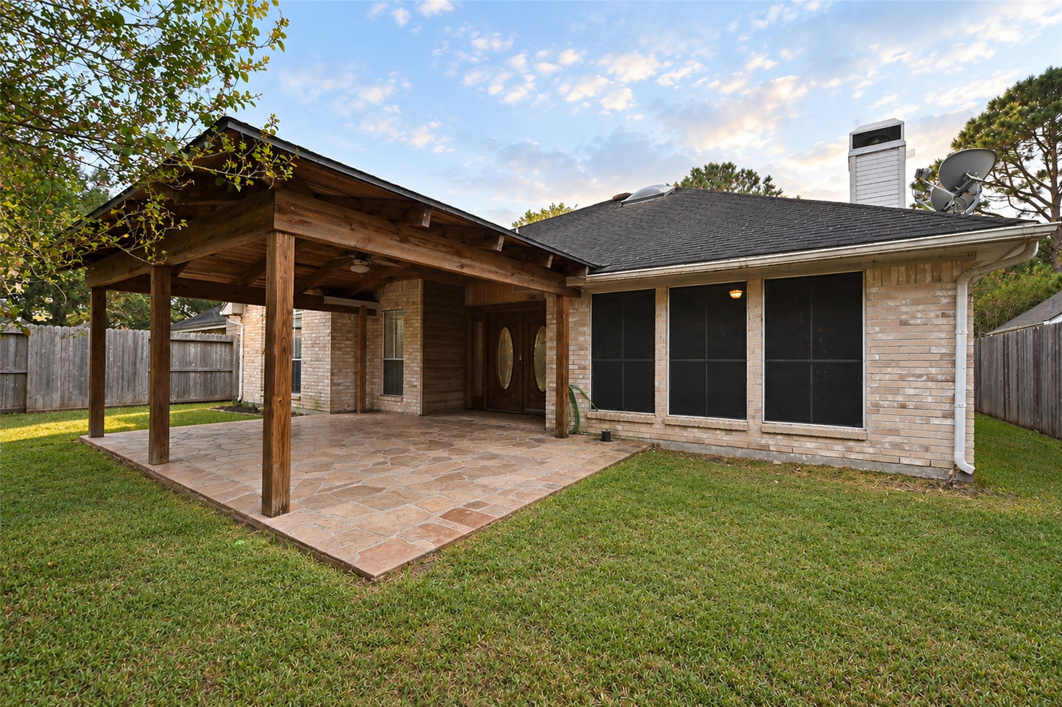 14015 Crown Glen Court Property Photo 38
