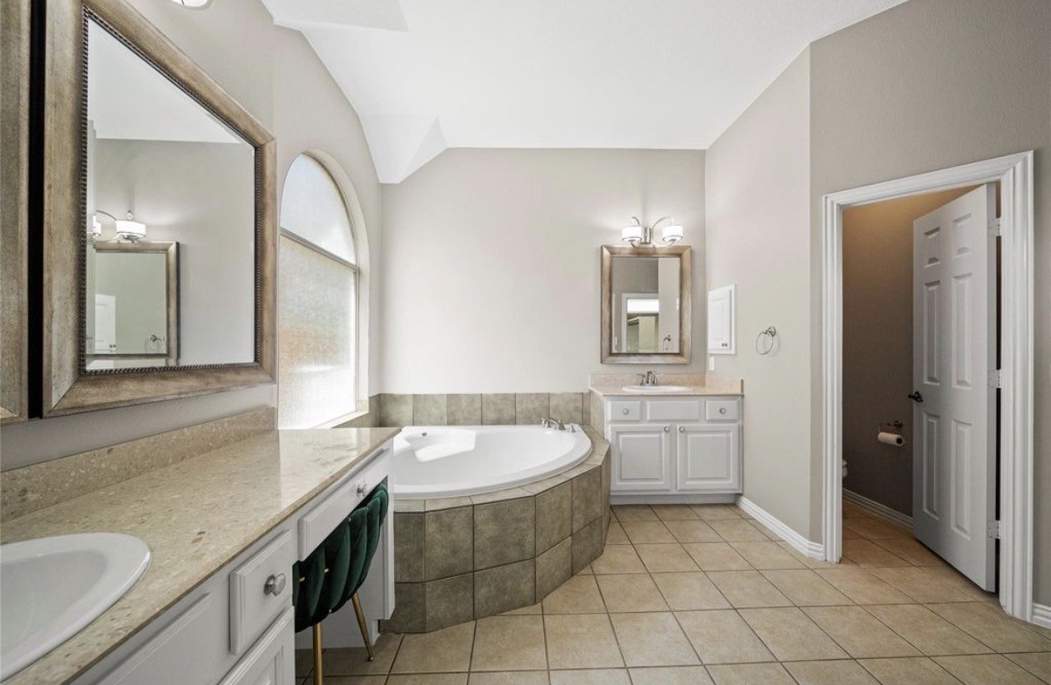 5923 Dillon Creek Lane Property Photo 14