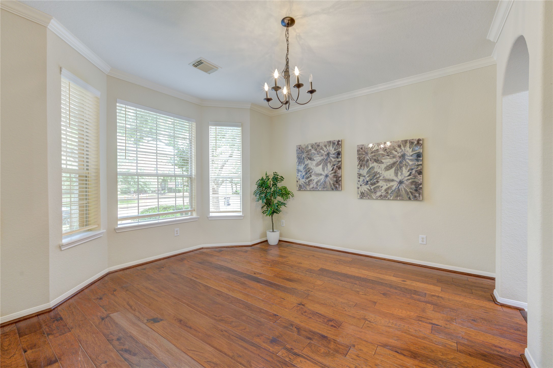 7811 Ravens Point Drive Property Photo 12
