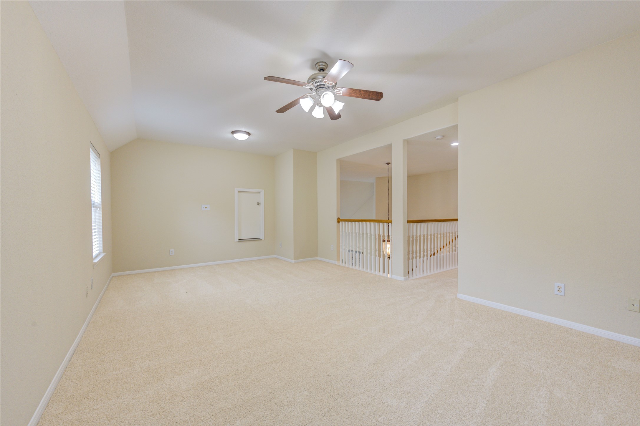 7811 Ravens Point Drive Property Photo 16
