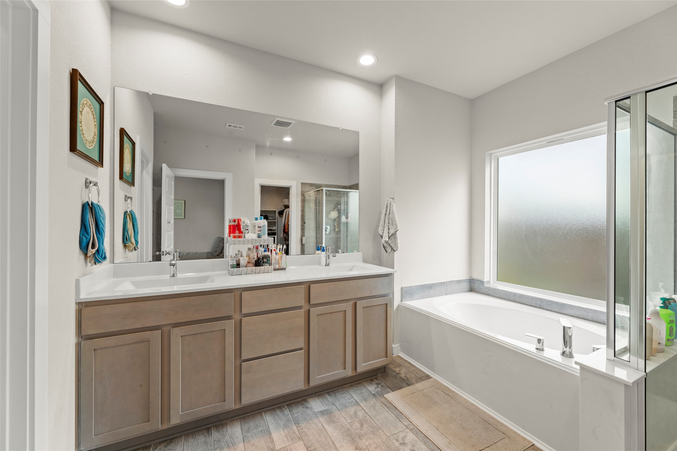 2927 Neem Tree Lane Property Photo 27
