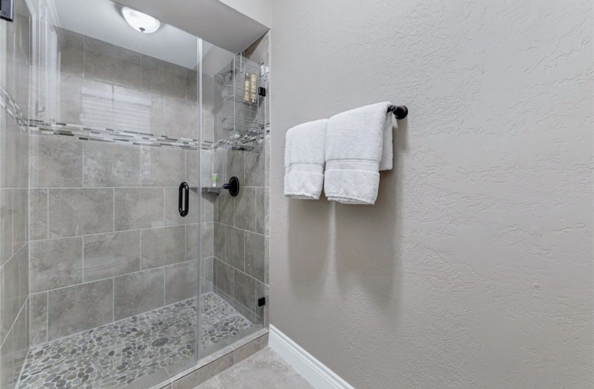 120 April Wind Drive E Property Photo 22