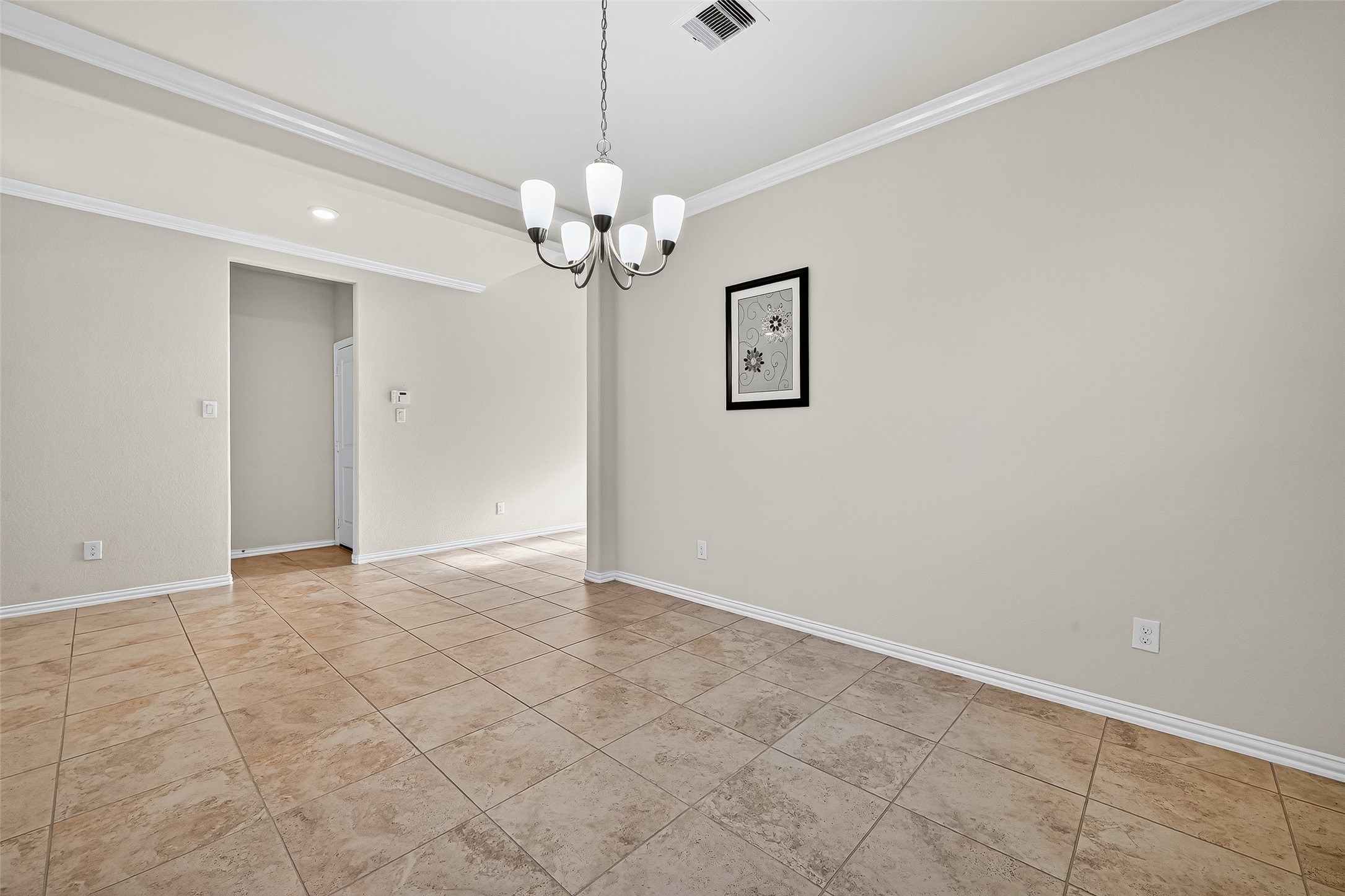 10519 Forfar Lane Property Photo 8