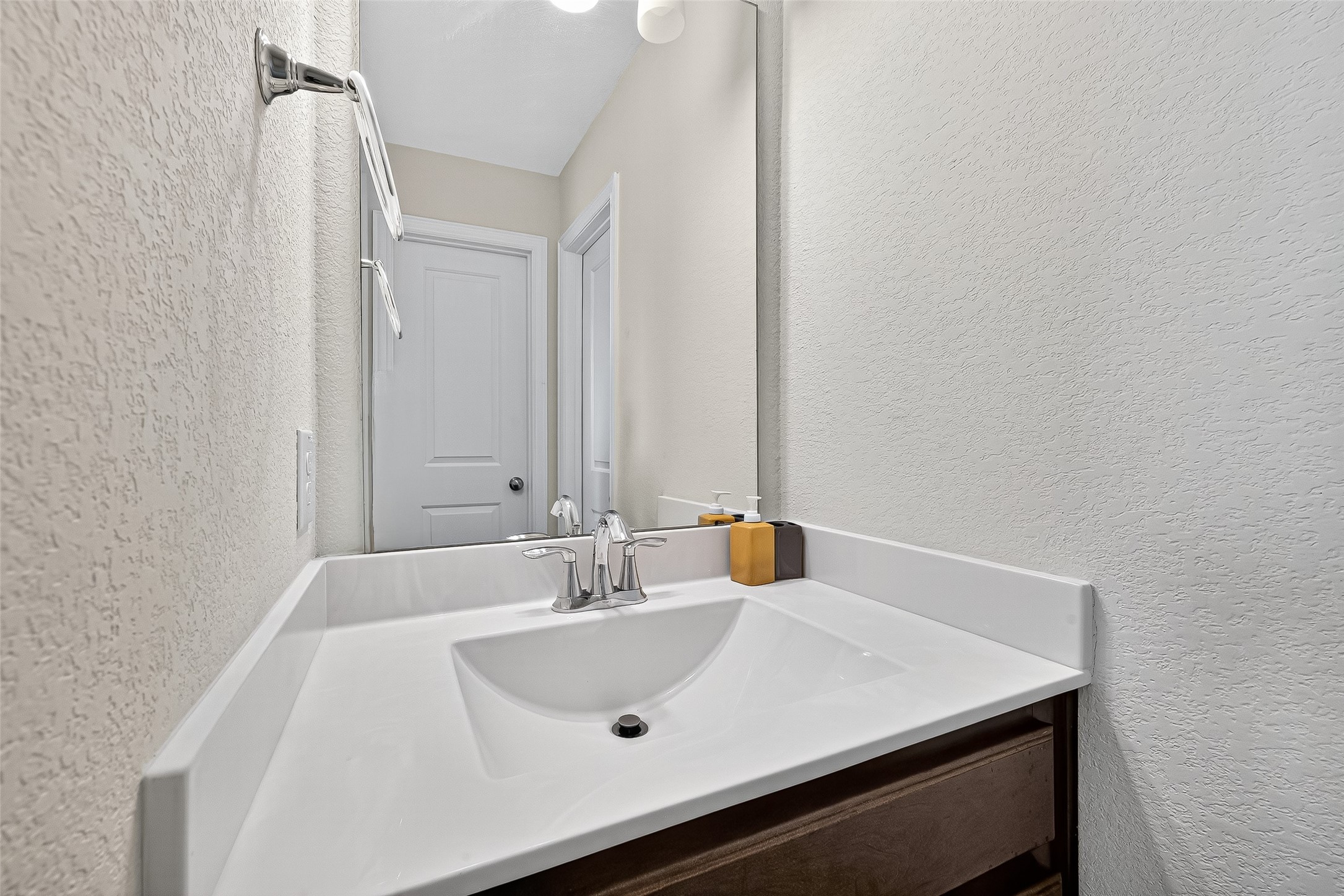 10519 Forfar Lane Property Photo 33