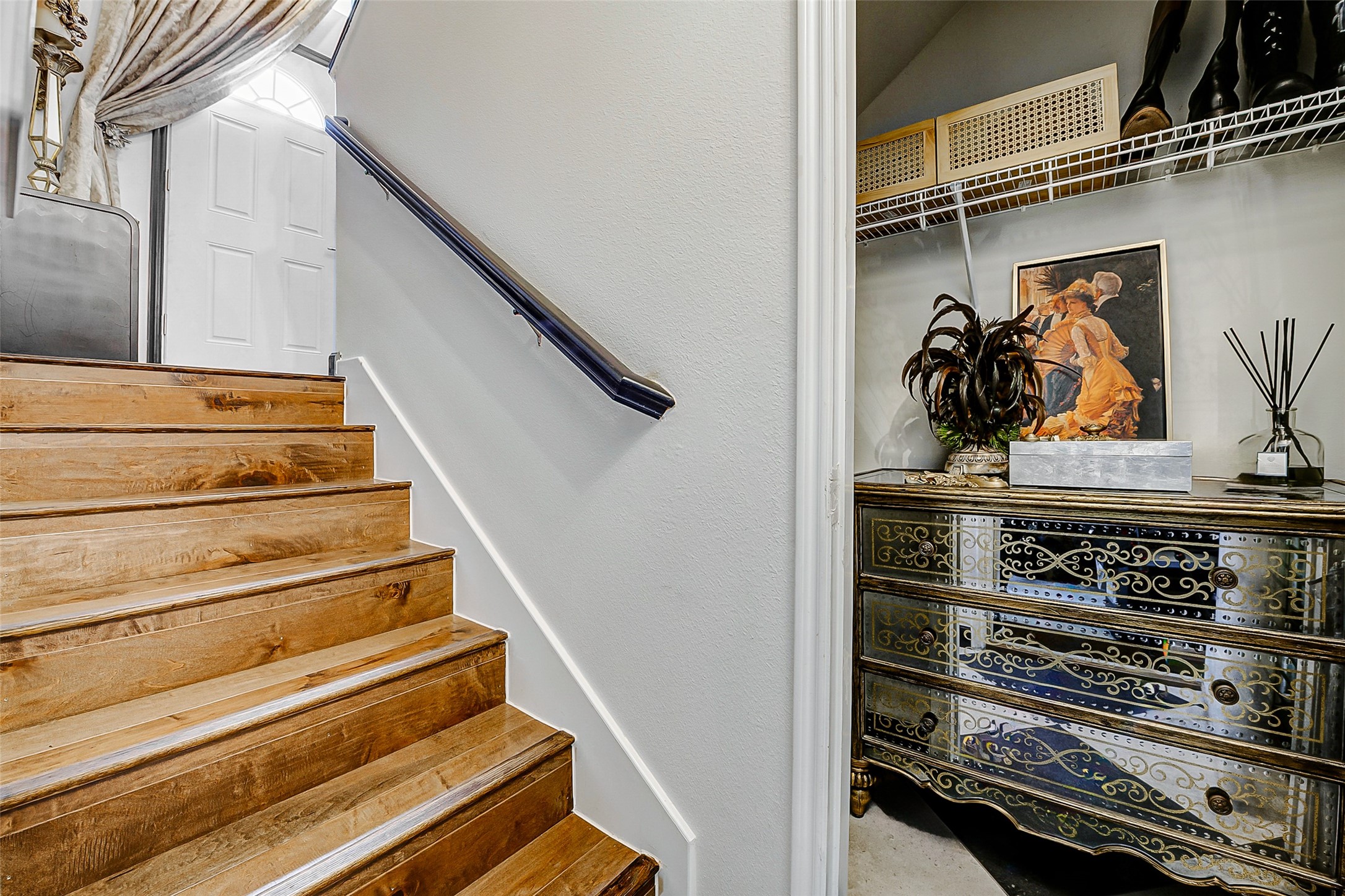 13600 Breton Ridge Street 25b Property Photo 5