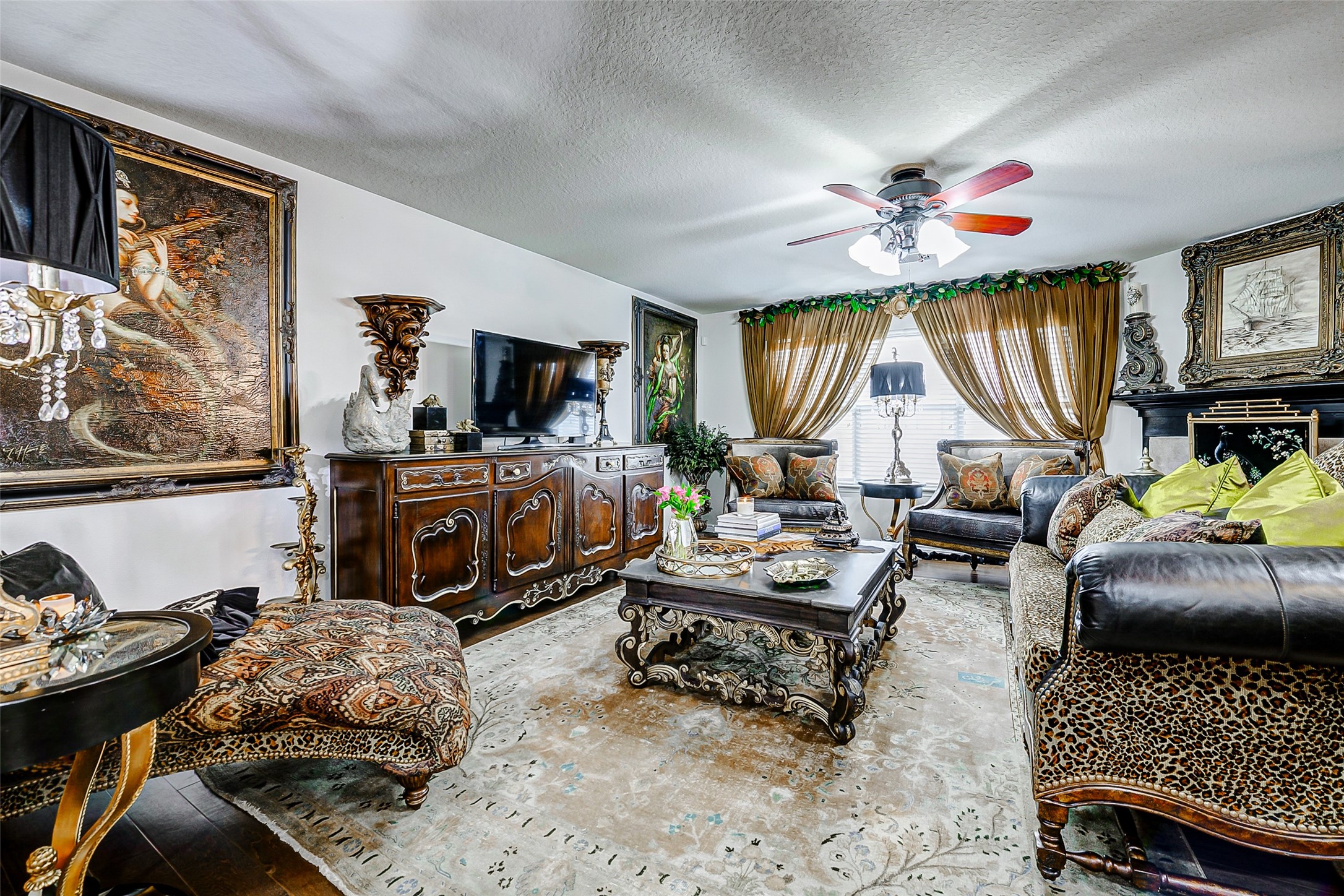 13600 Breton Ridge Street 25b Property Photo 7