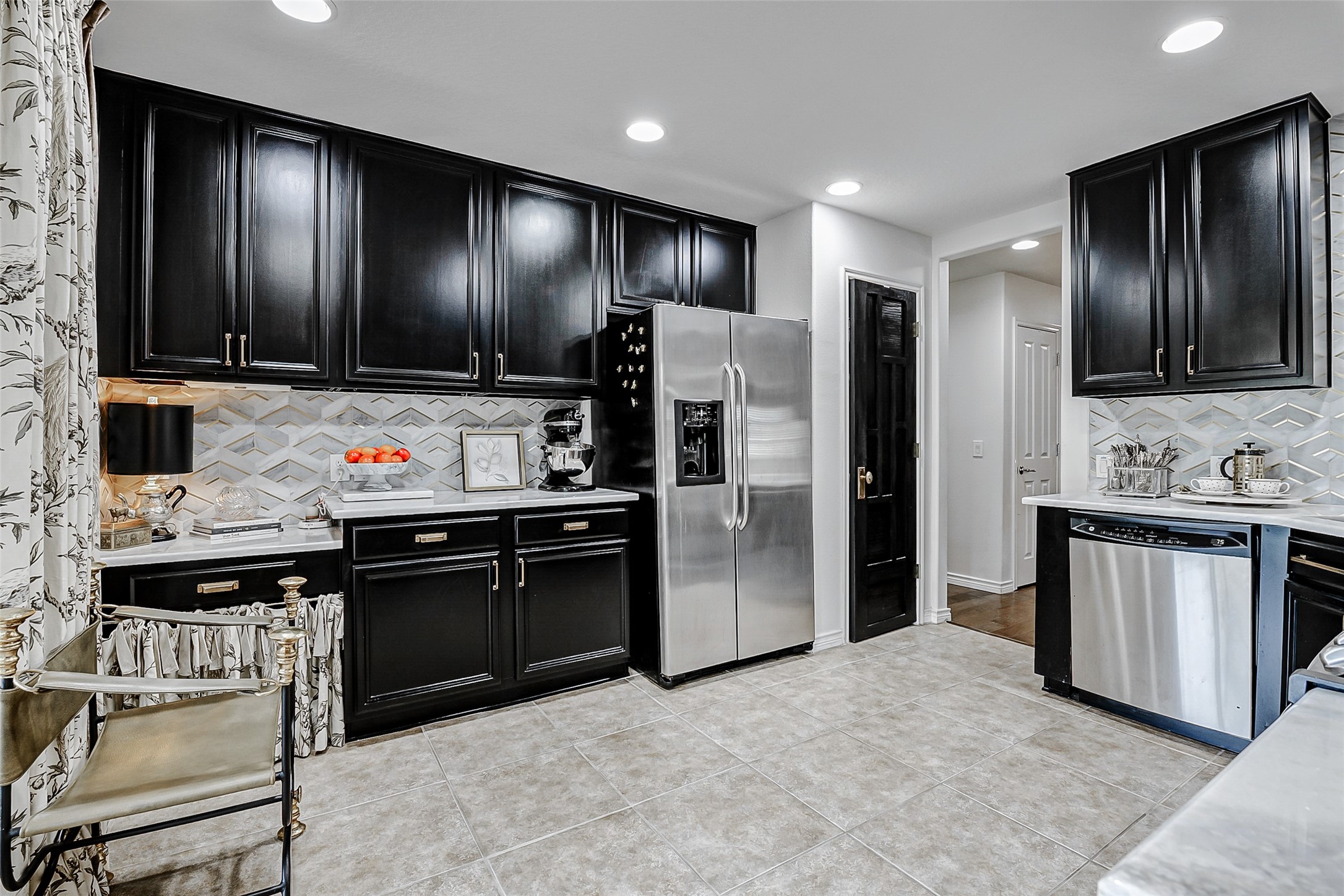 13600 Breton Ridge Street 25b Property Photo 15