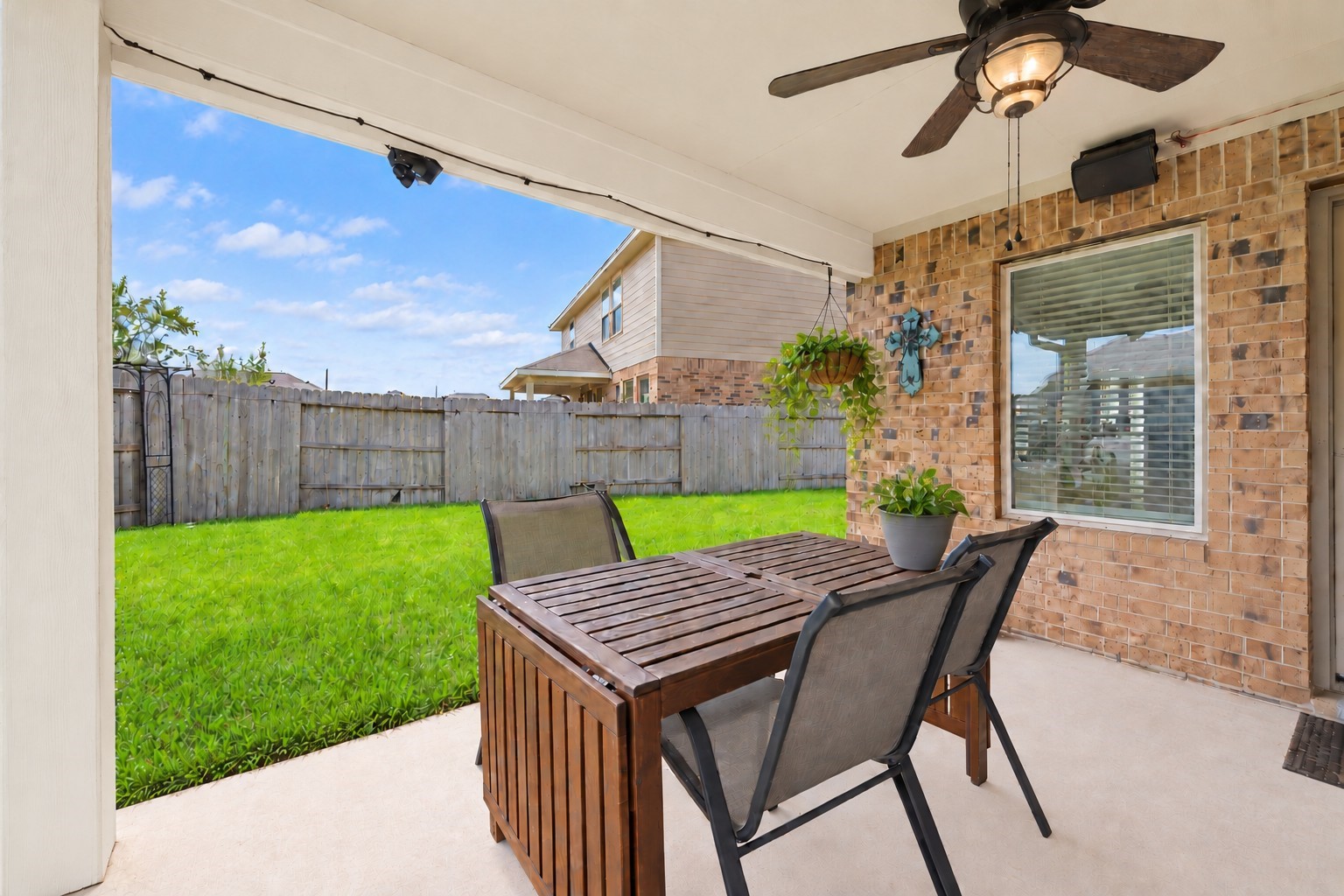 2916 Eden Lake Lane Property Photo 23