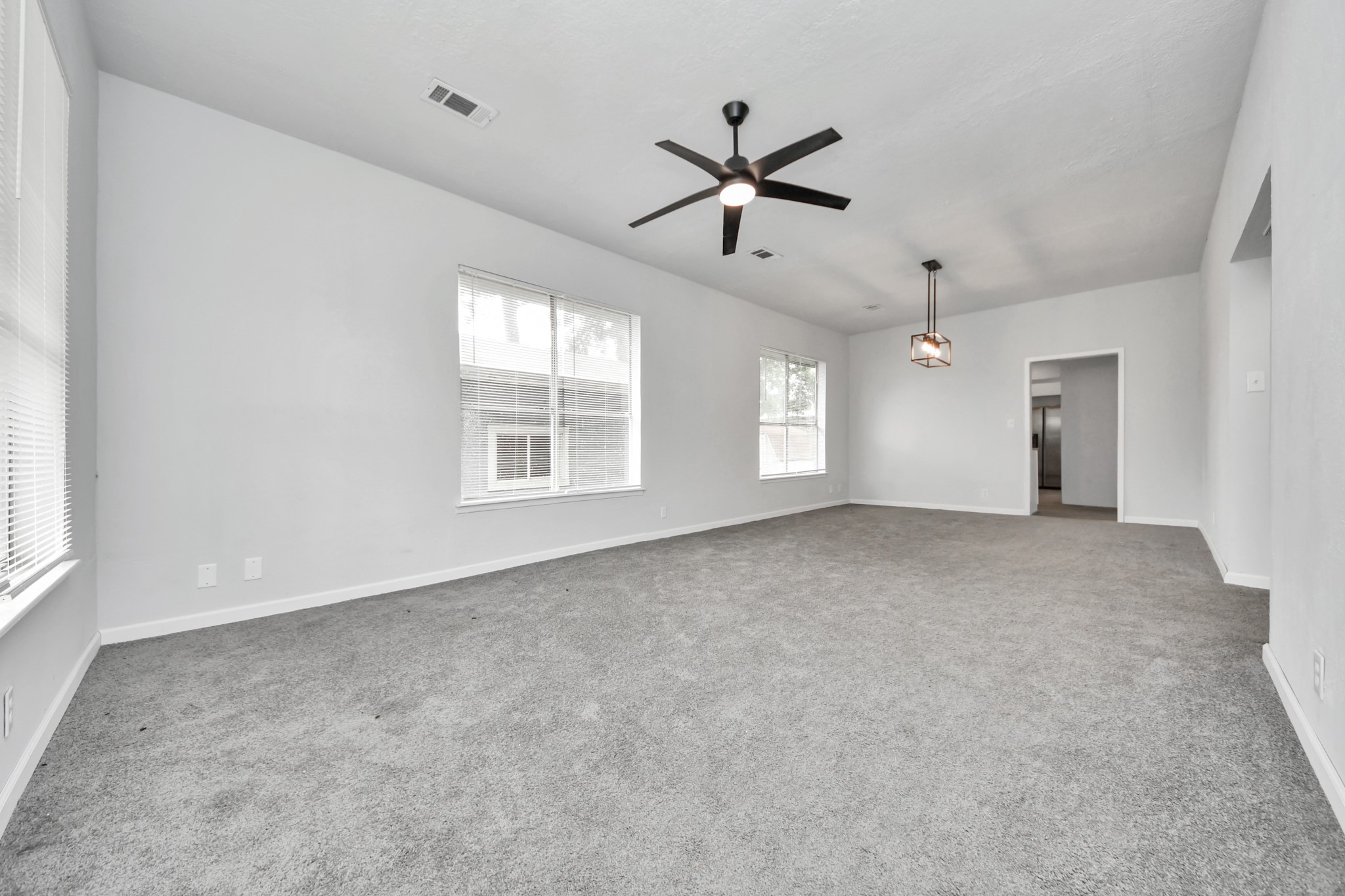 114 N Holmes Street Property Photo 5