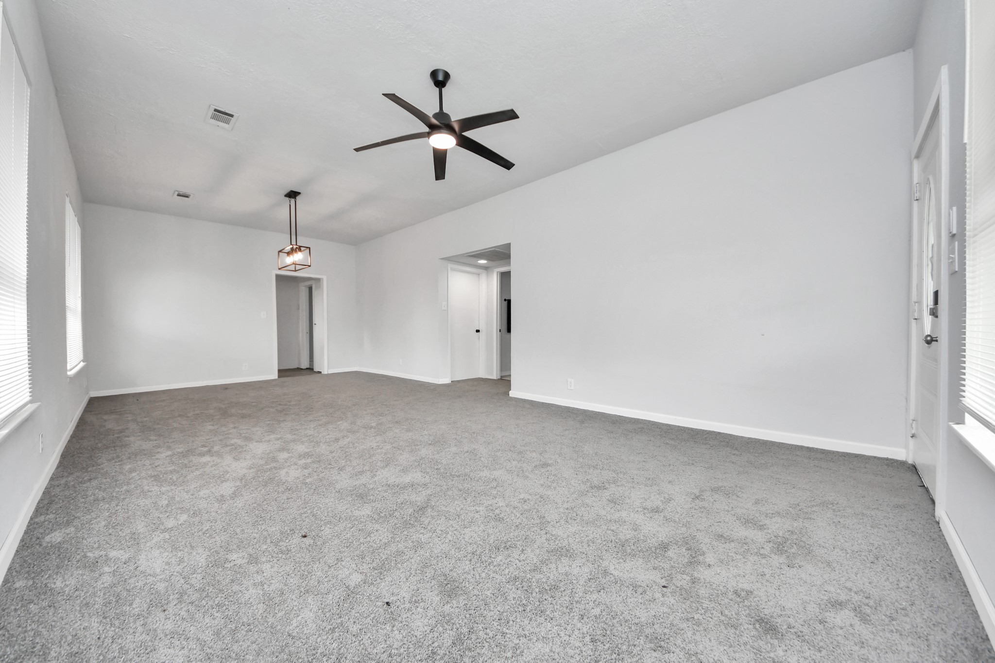 114 N Holmes Street Property Photo 6