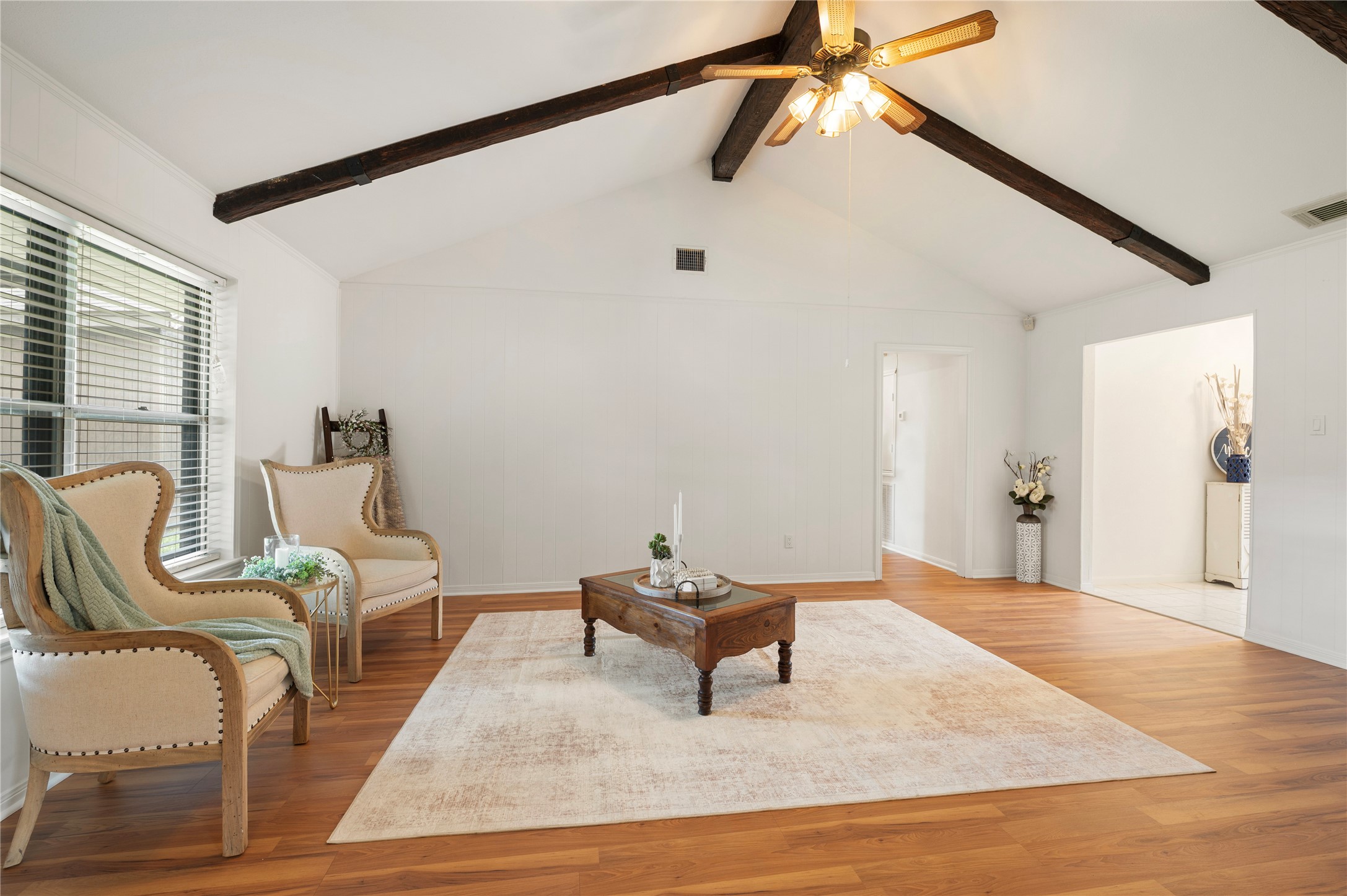 10411 Glenkirk Property Photo 10