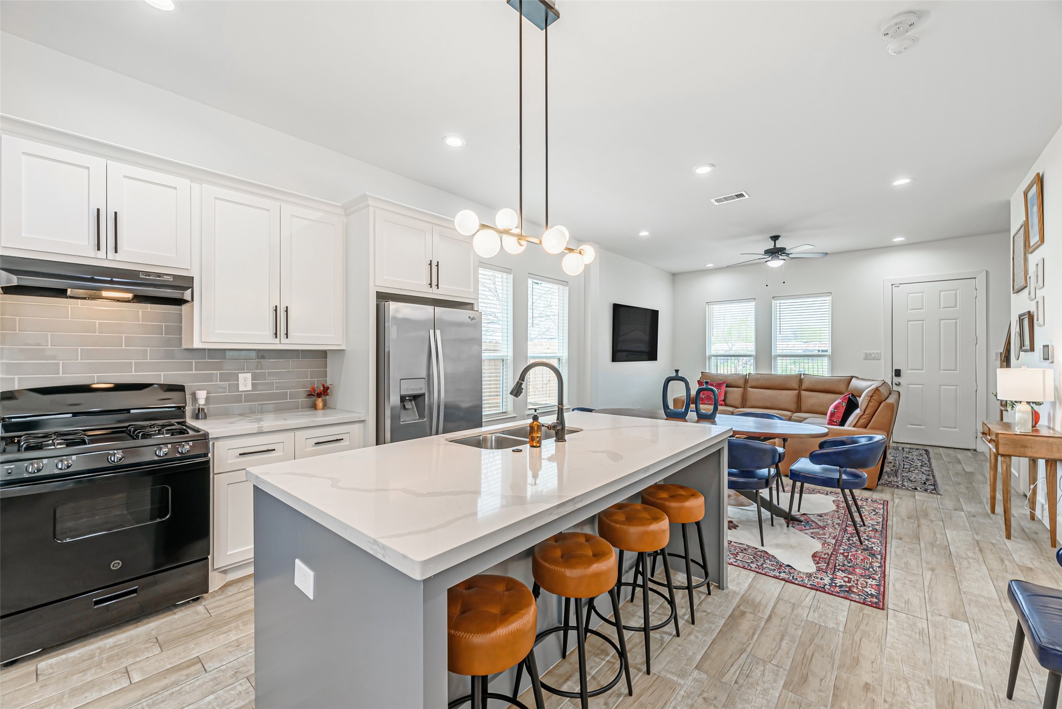 1273 Dewalt Street Property Photo 6