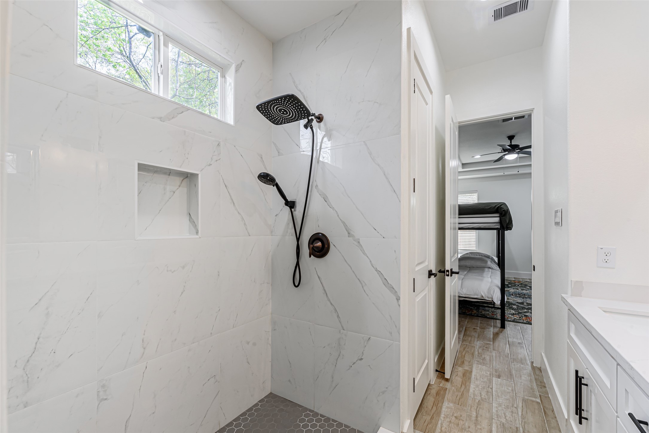 1273 Dewalt Street Property Photo 18