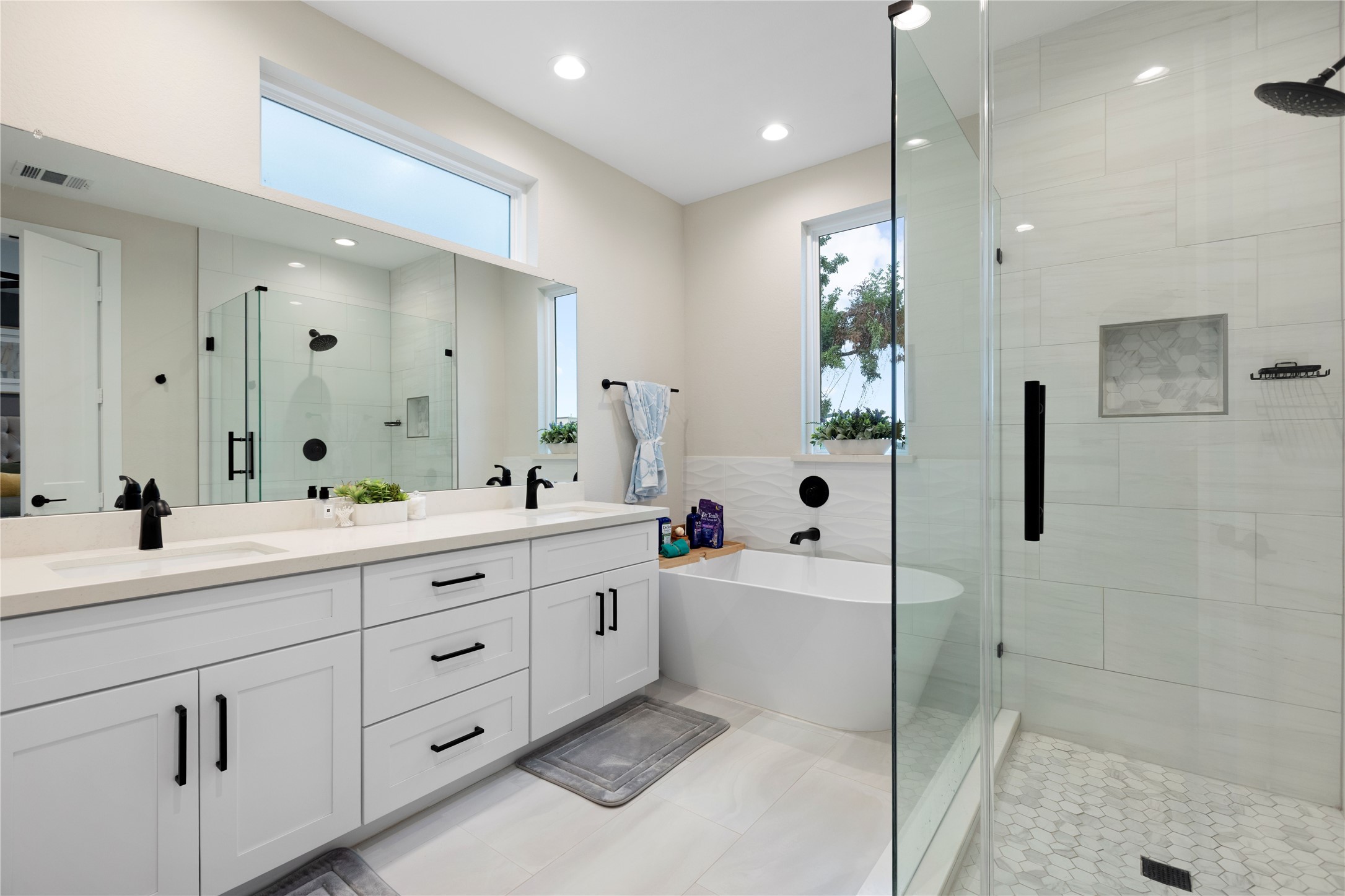 1410 Milby Street C Property Photo 23