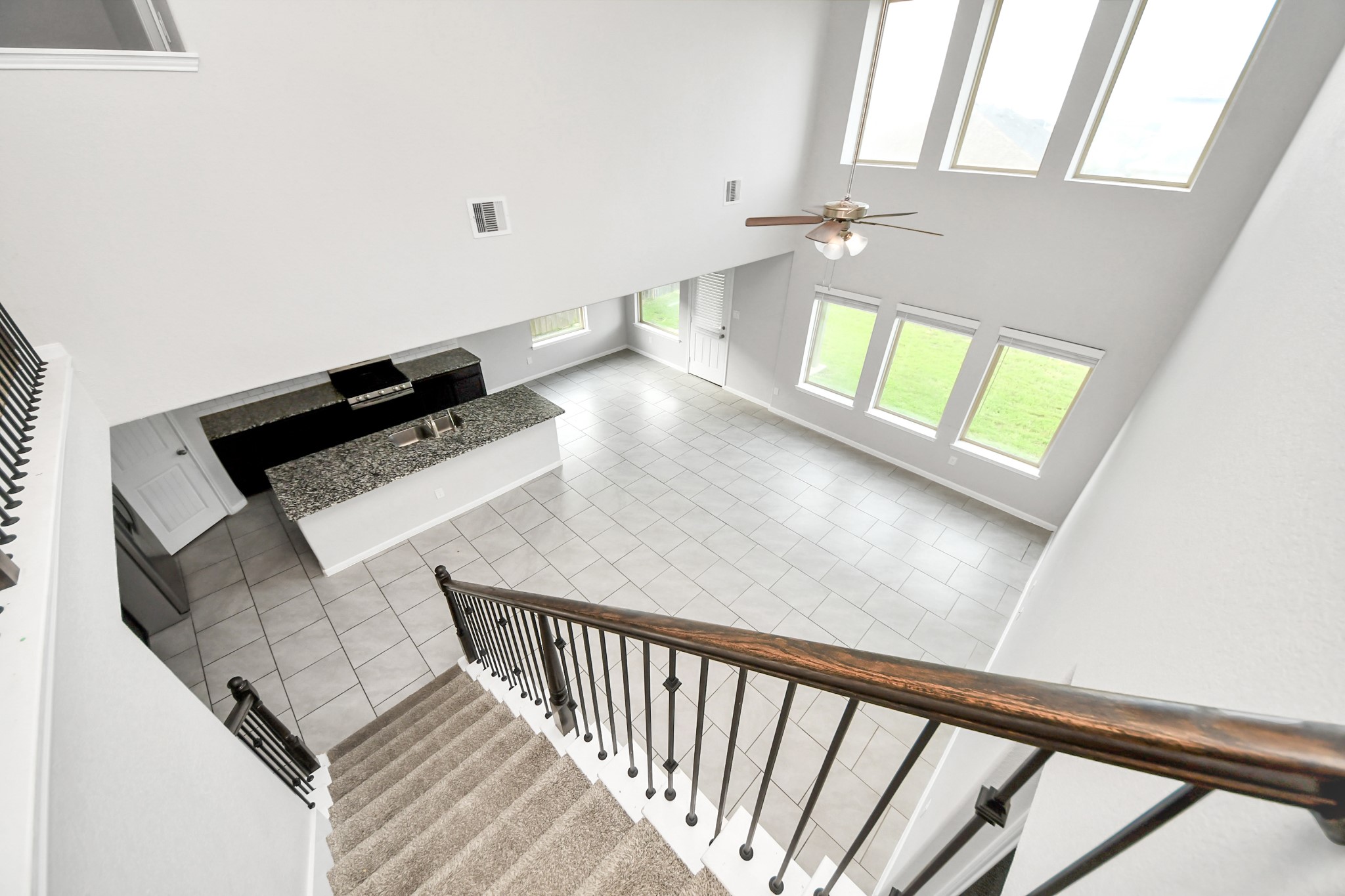 18319 Pin Oak Lake Drive Property Photo 8