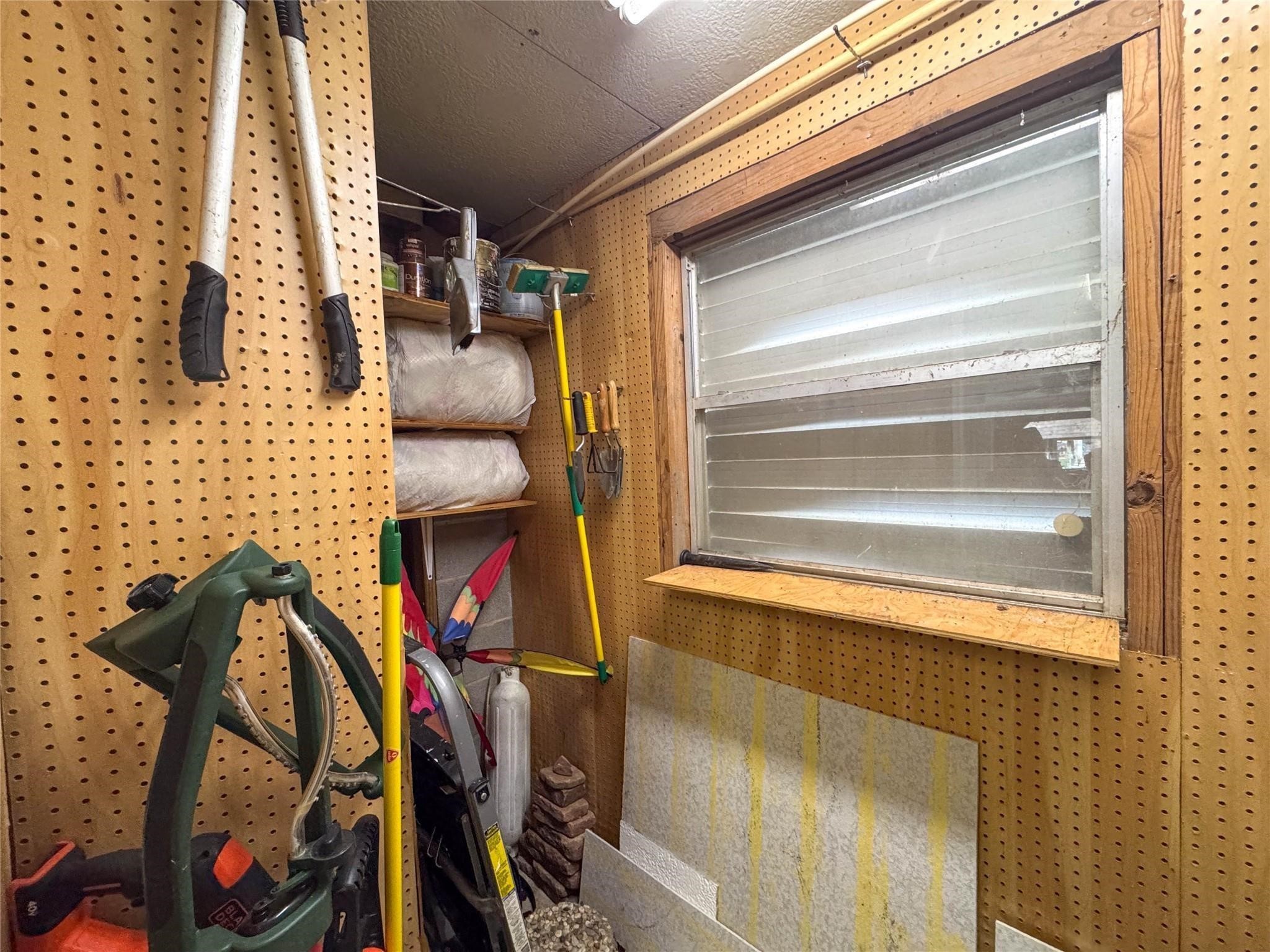 1031 Redfish Street Property Photo 23