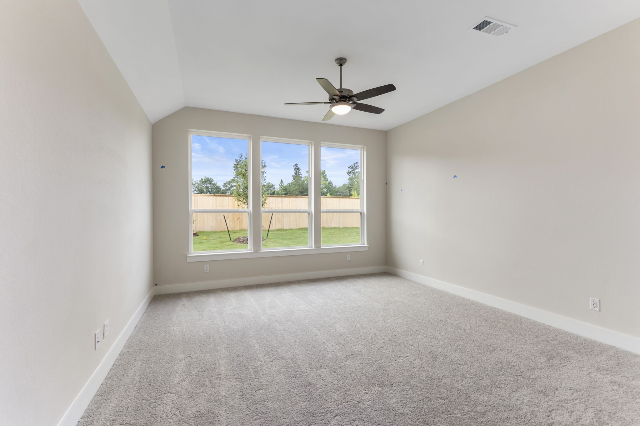 8143 Fenway Heights Dr Property Photo 17