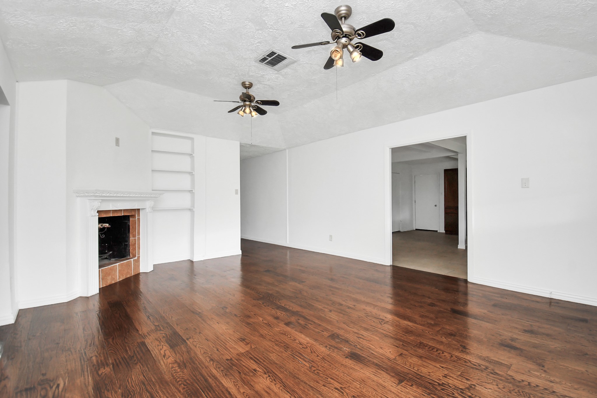 10131 Kent Towne Ln Property Photo 31