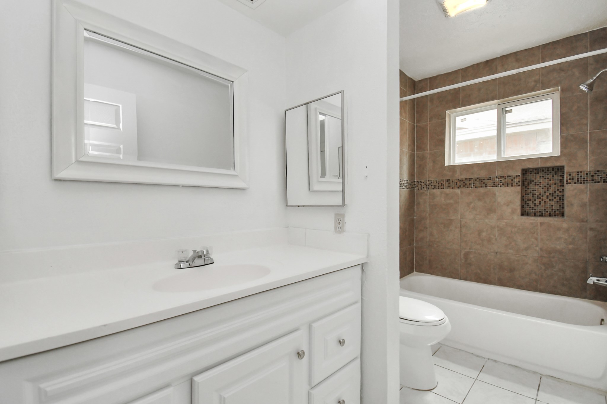 10131 Kent Towne Ln Property Photo 33