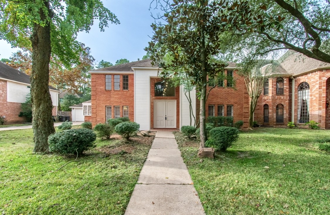 17511 Hidden Forest Circle Property Photo 2