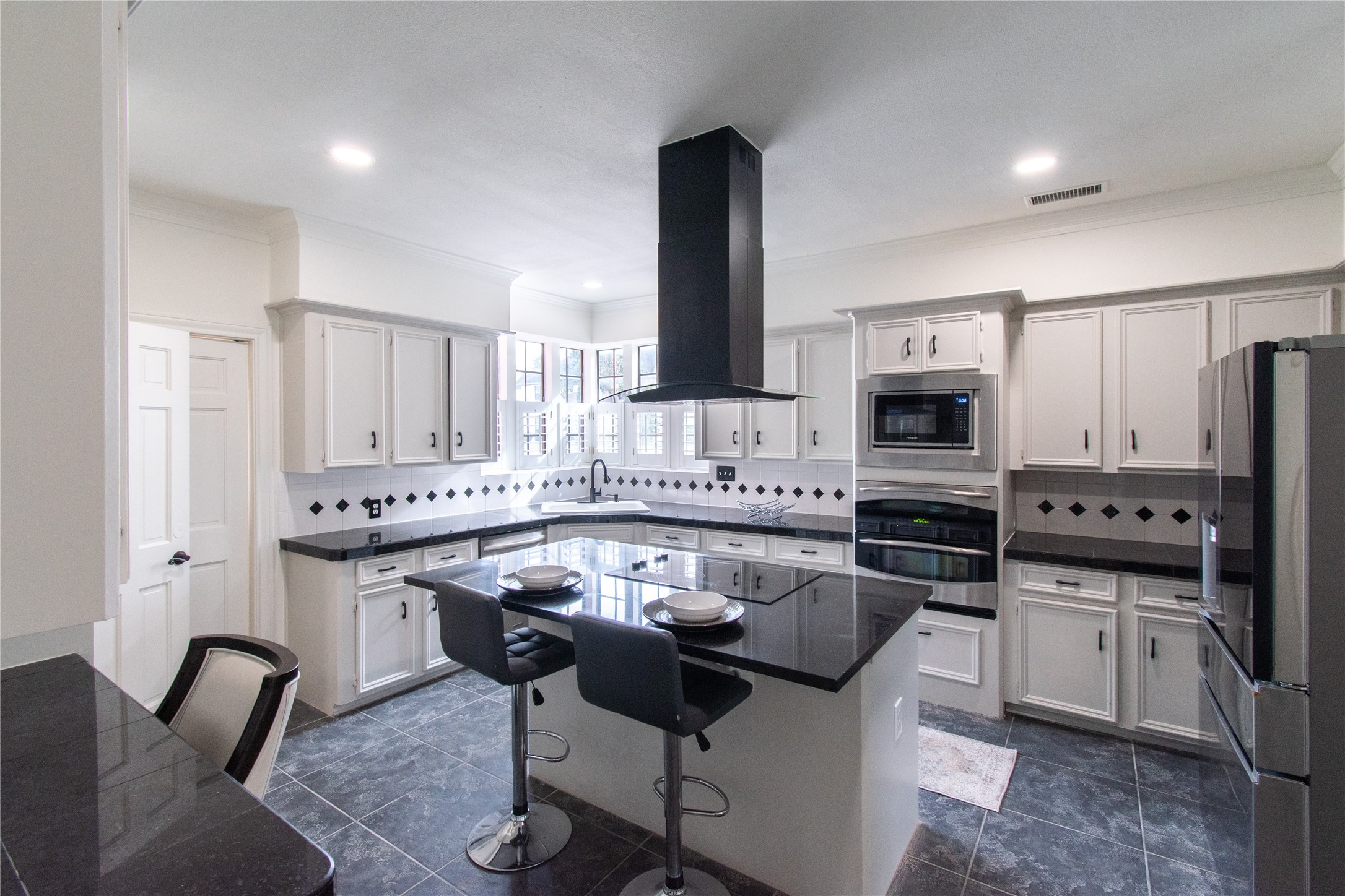 17511 Hidden Forest Circle Property Photo 18