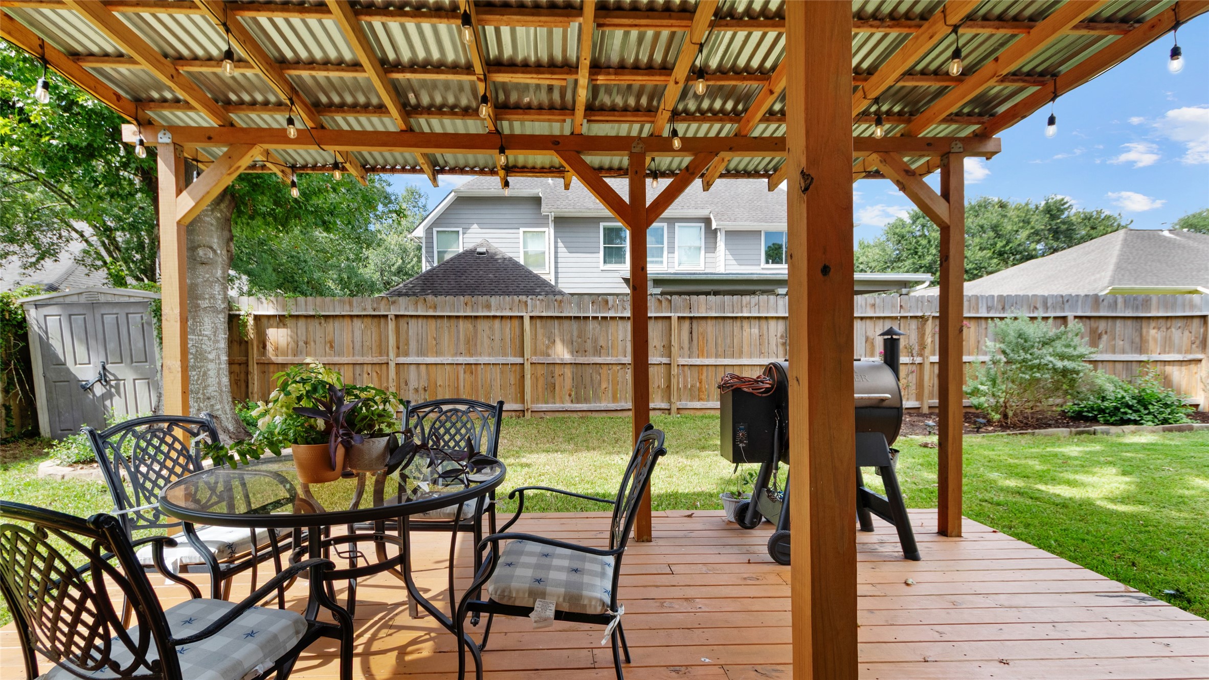 1814 Barretts Glen Drive Property Photo 7