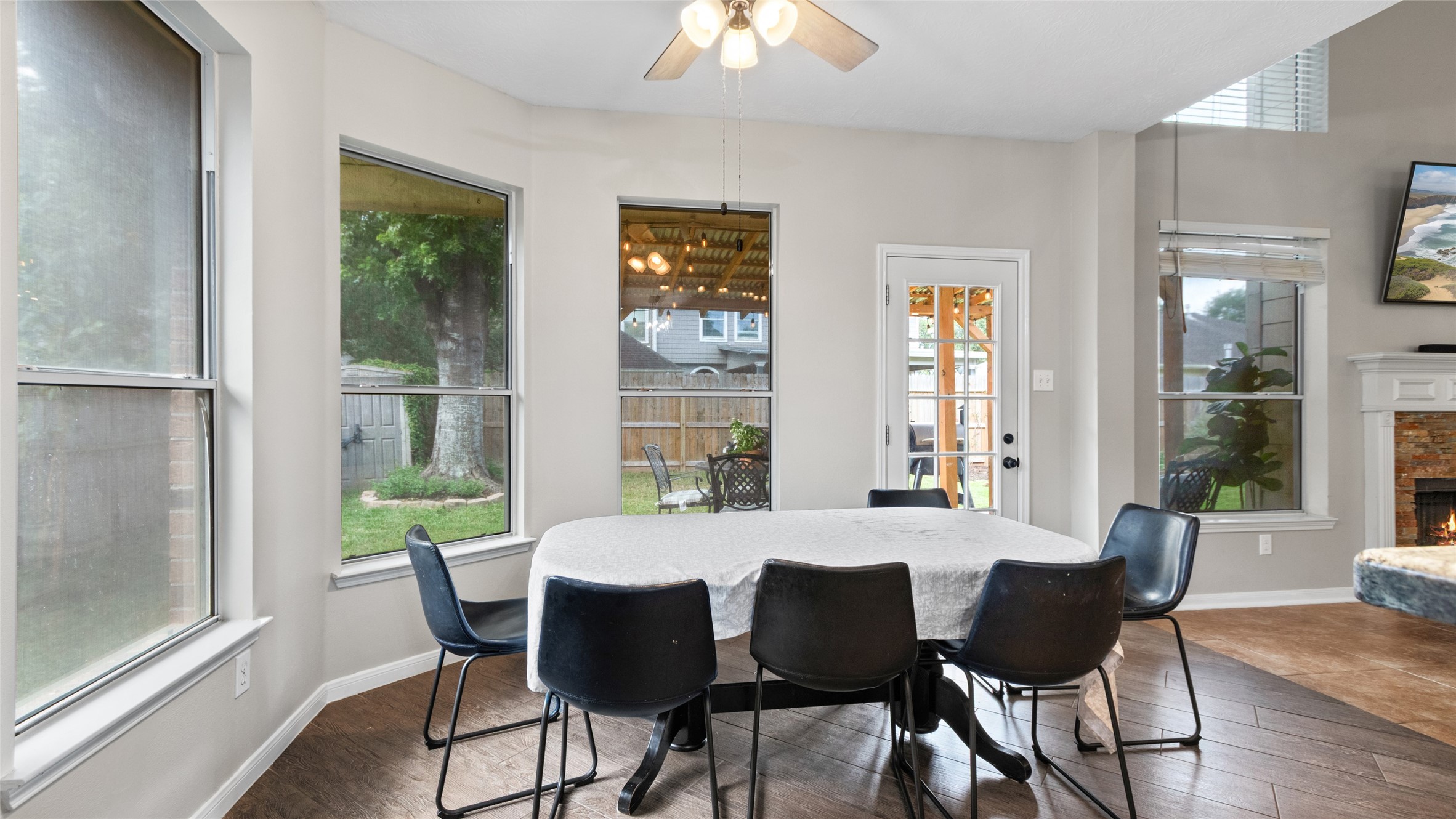 1814 Barretts Glen Drive Property Photo 13
