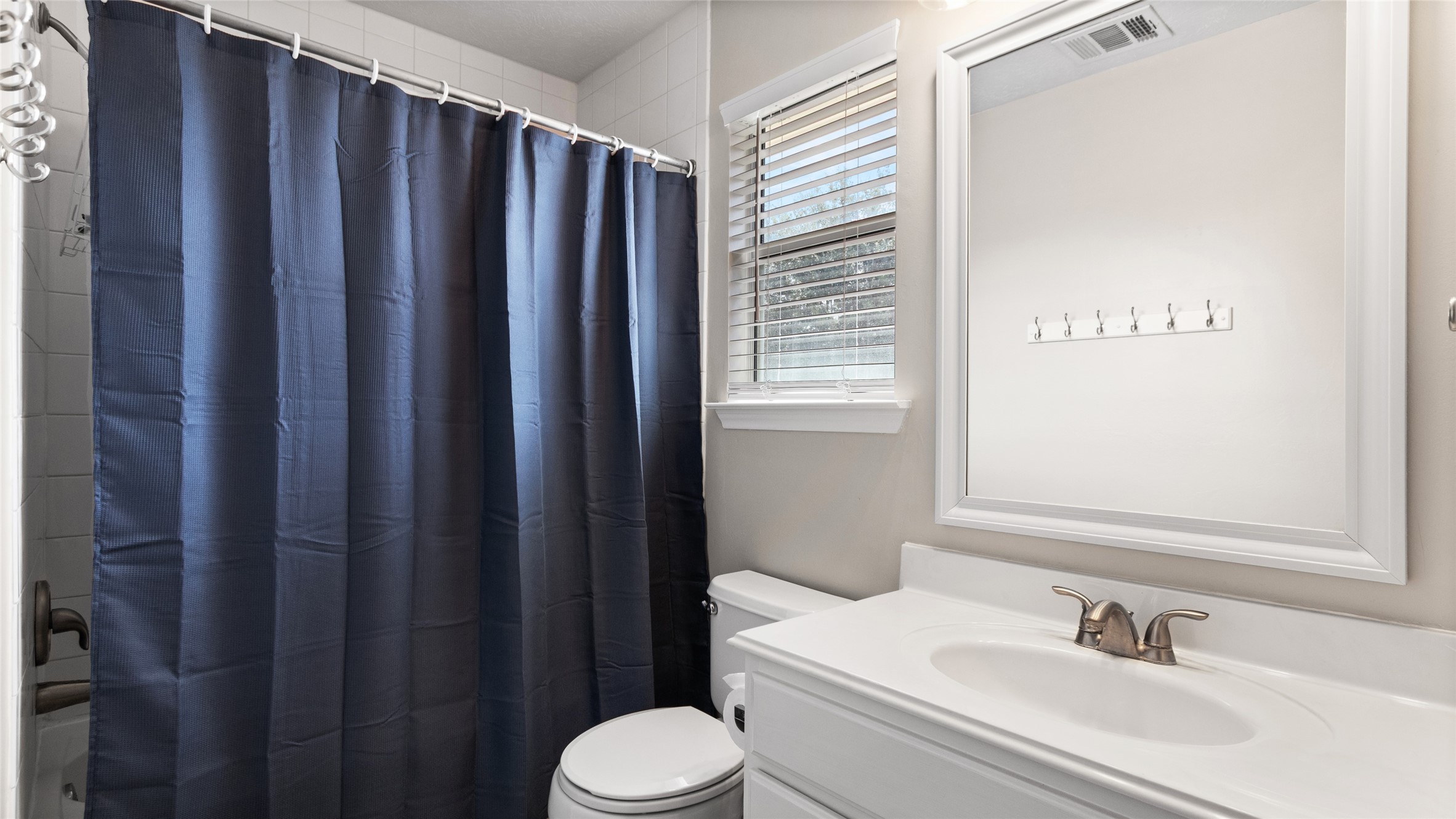 1814 Barretts Glen Drive Property Photo 26