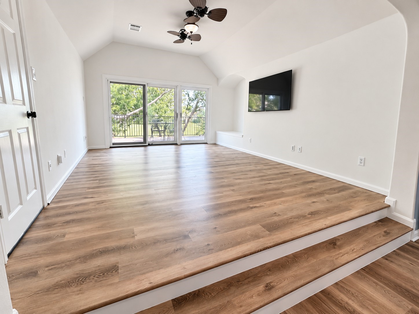 1422 Hillside Forest Drive Property Photo 29