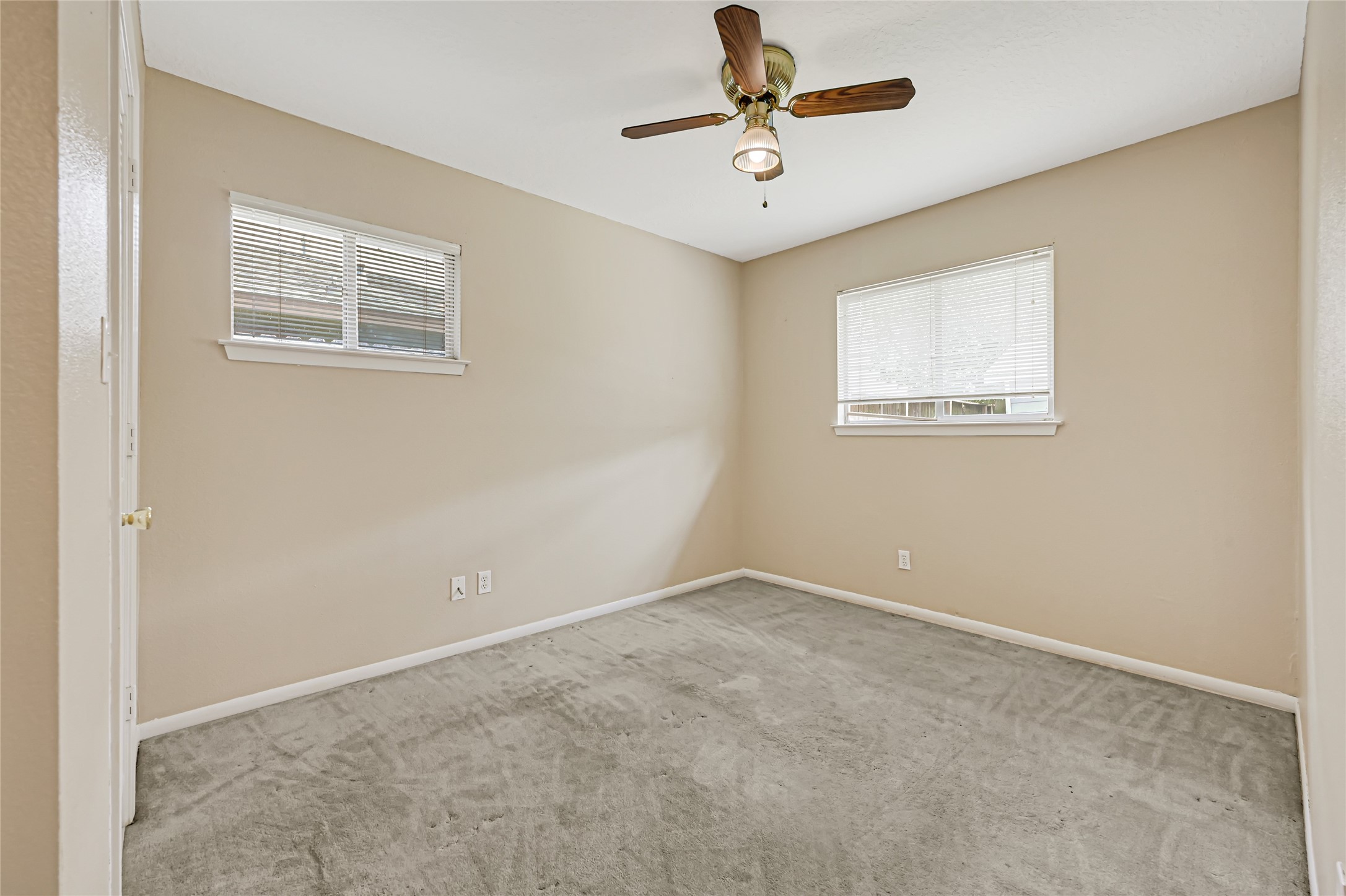3816 Newton Drive Property Photo 15