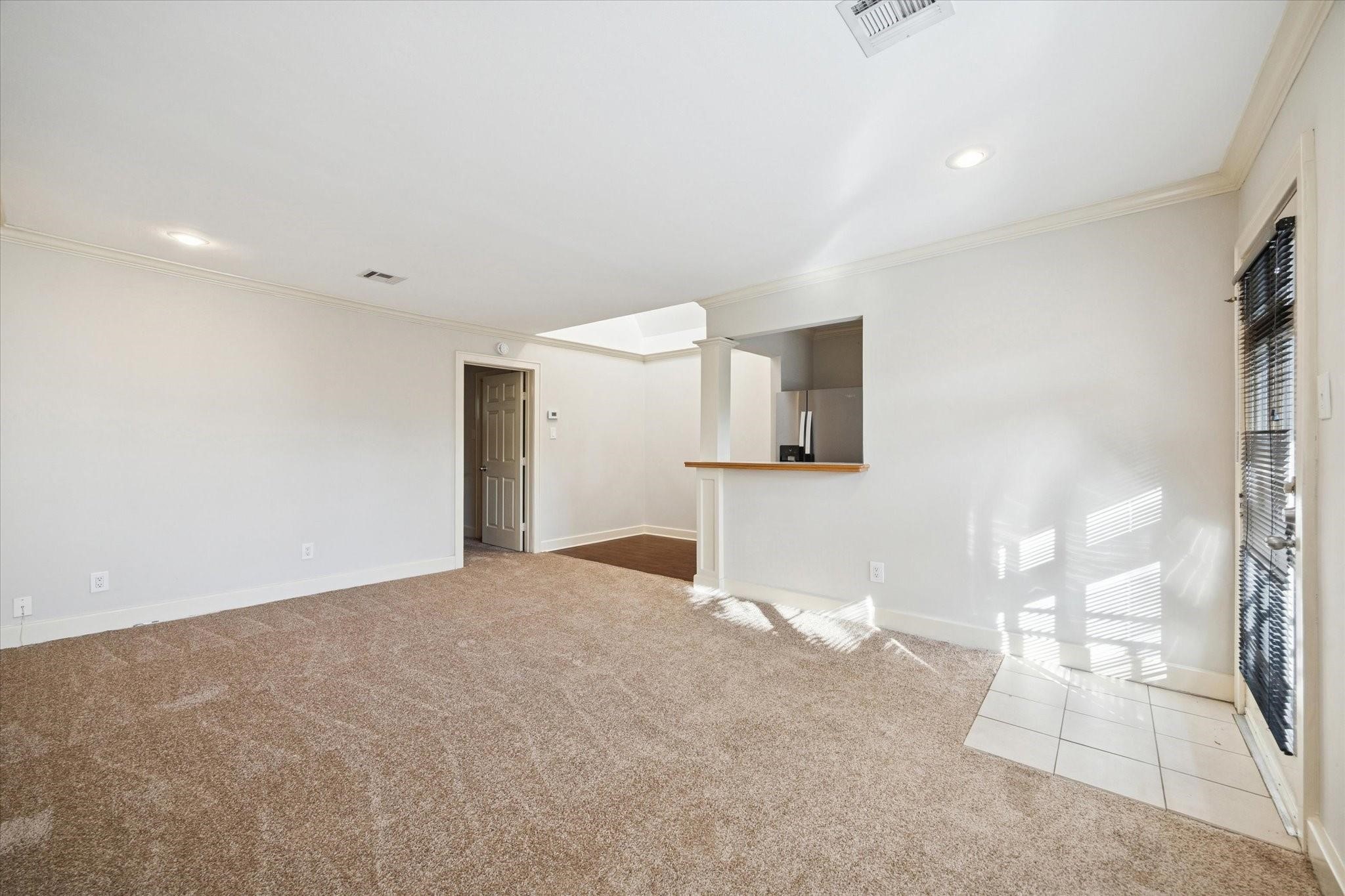 2414 Morse Street 6 Property Photo 6