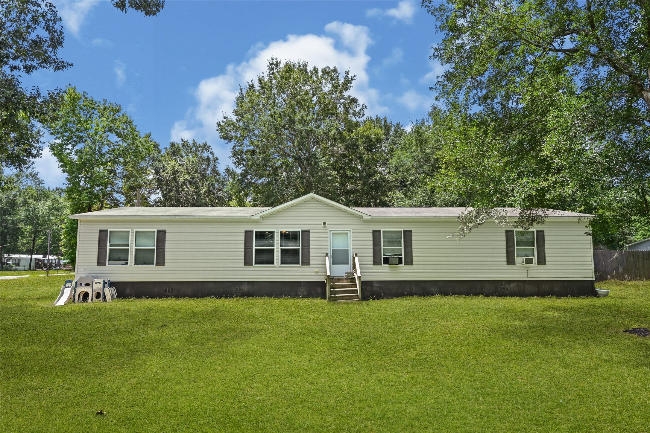 12617 Hwy 105 Property Photo 2