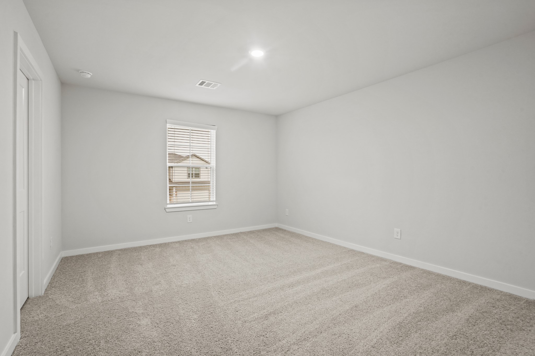 17234 White Peace Drive Property Photo 16