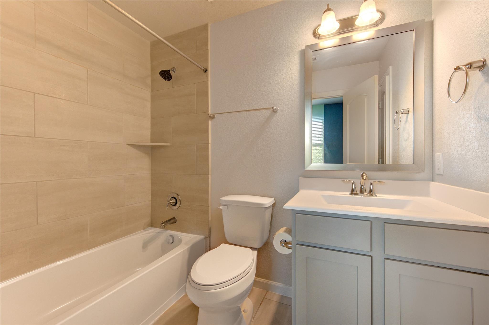 1905 Kirby Landing Drive, Houston Tx 77051 Property Photo 21