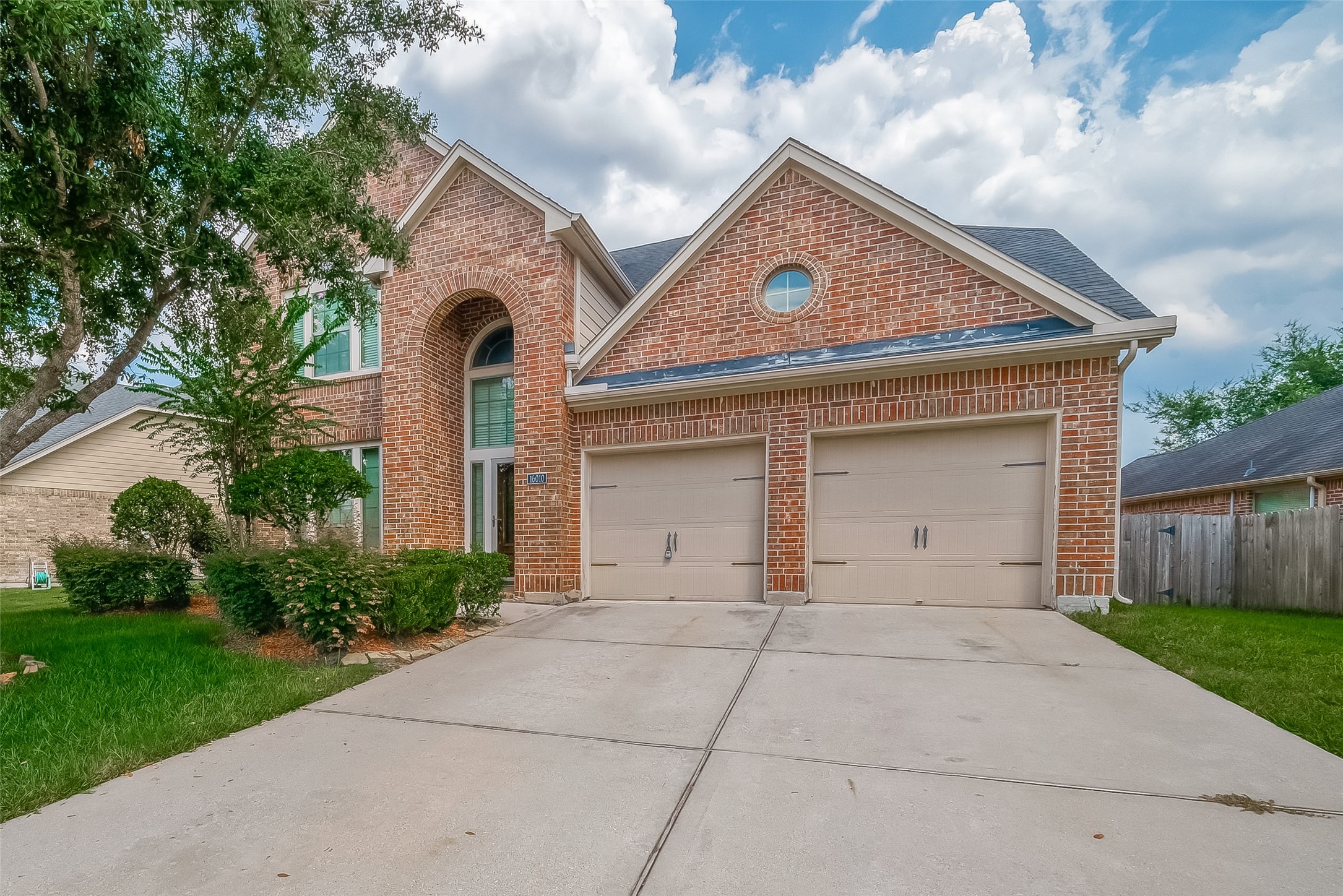 16010 Juniper Shores Drive Property Photo 1