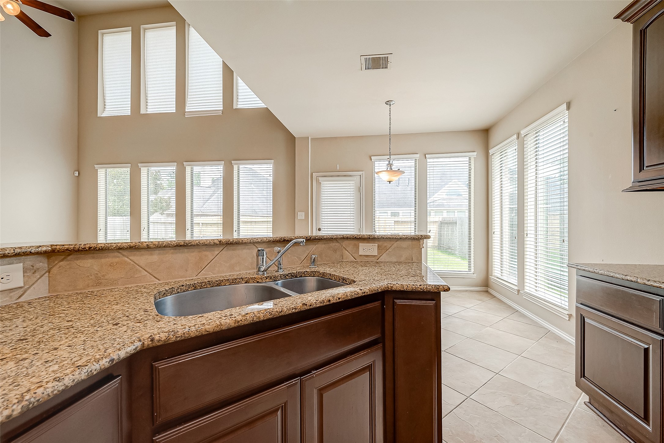 16010 Juniper Shores Drive Property Photo 12