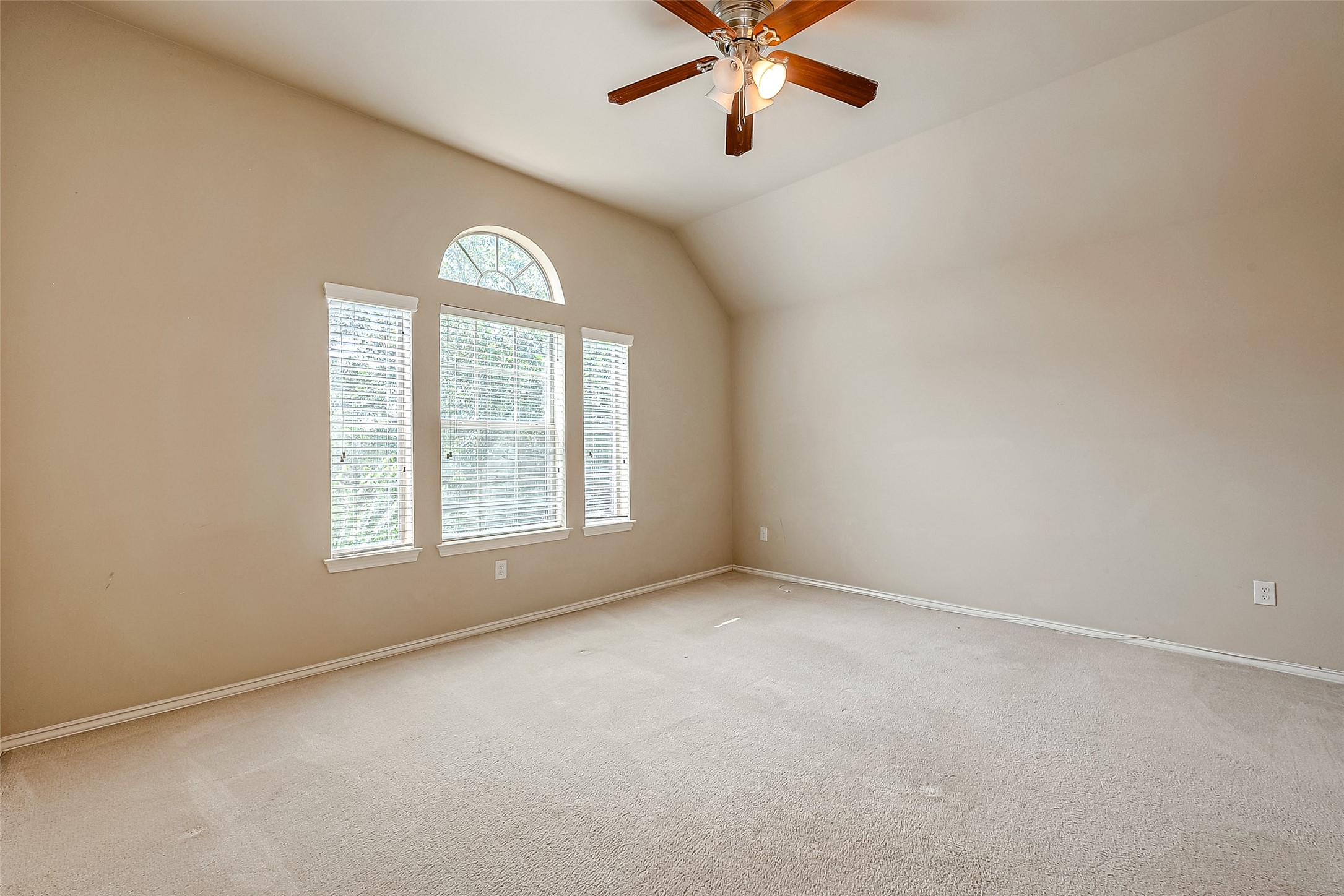 16010 Juniper Shores Drive Property Photo 24