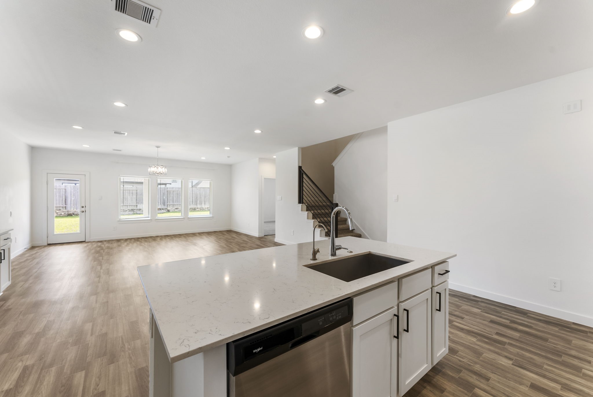 14215 Black Canyon Lane Property Photo 4