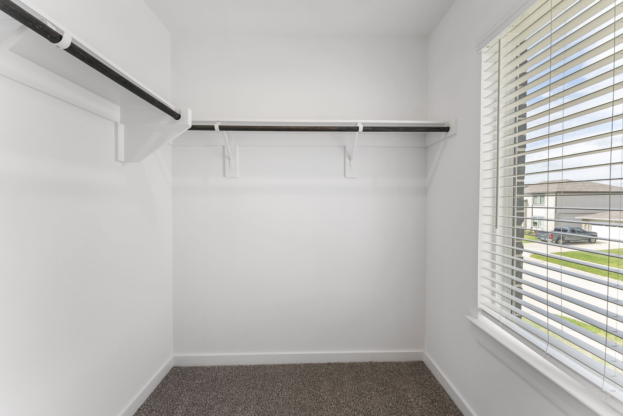 14215 Black Canyon Lane Property Photo 17