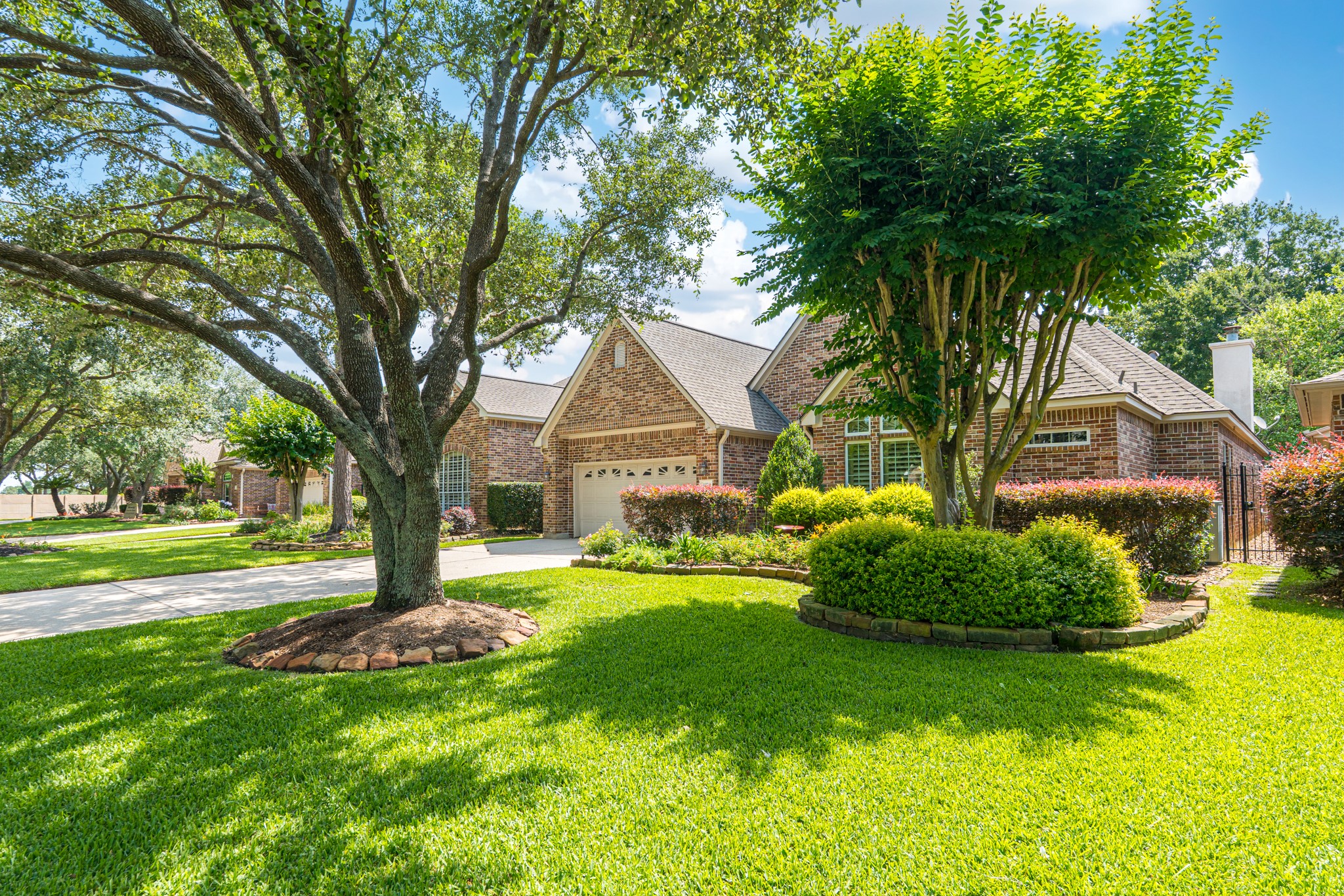 20714 Flora View Court Property Photo 3