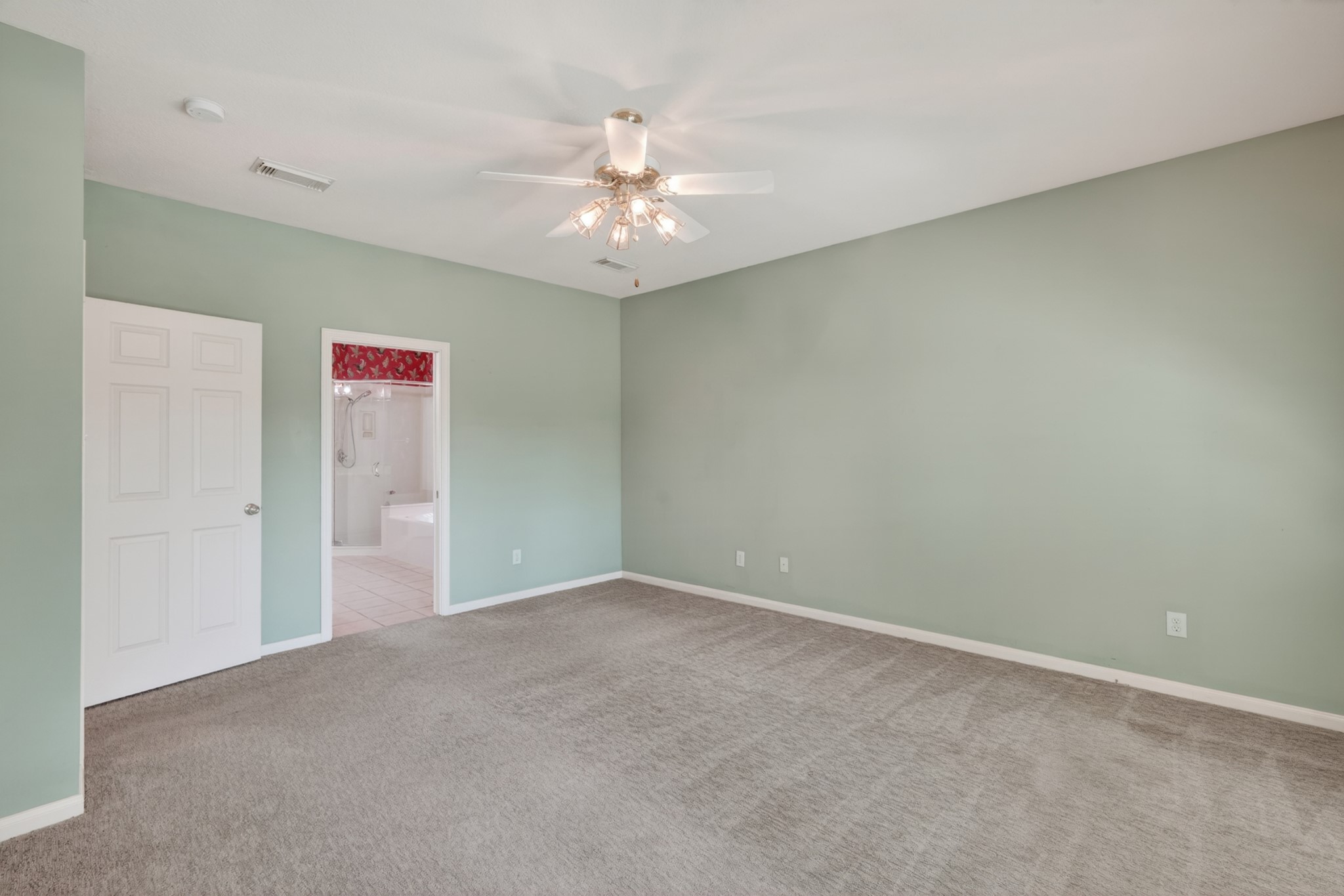 20714 Flora View Court Property Photo 27