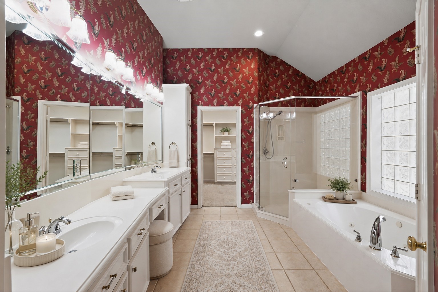 20714 Flora View Court Property Photo 32