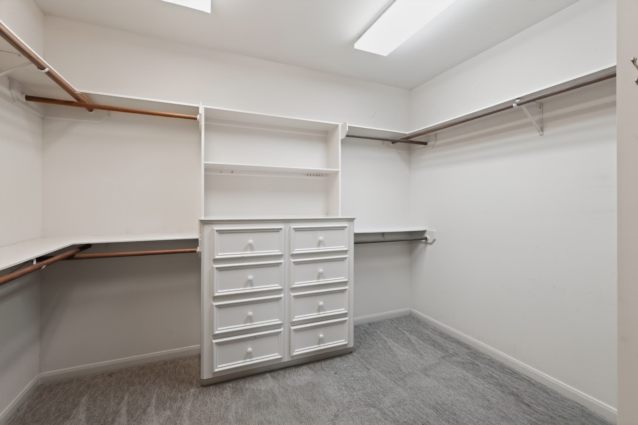 20714 Flora View Court Property Photo 33
