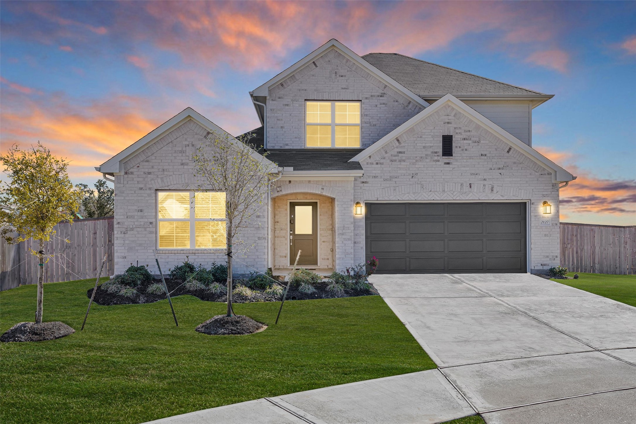 2127 Heather Ridge Way Property Photo 1