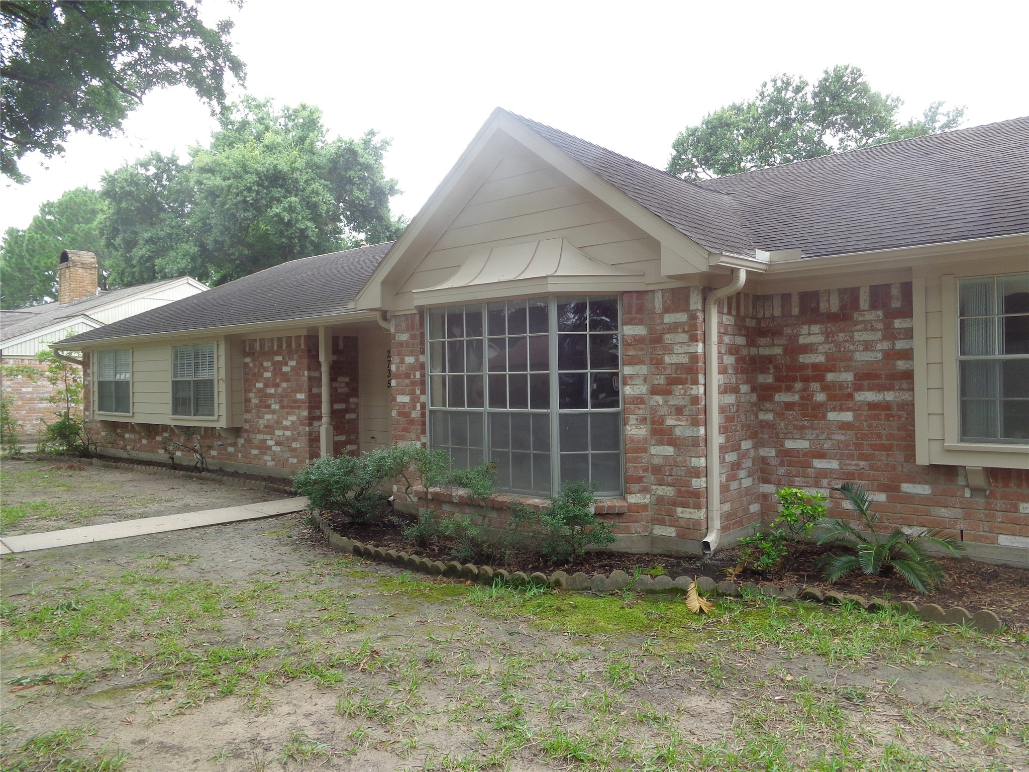 2735 Manila Lane Property Photo 2