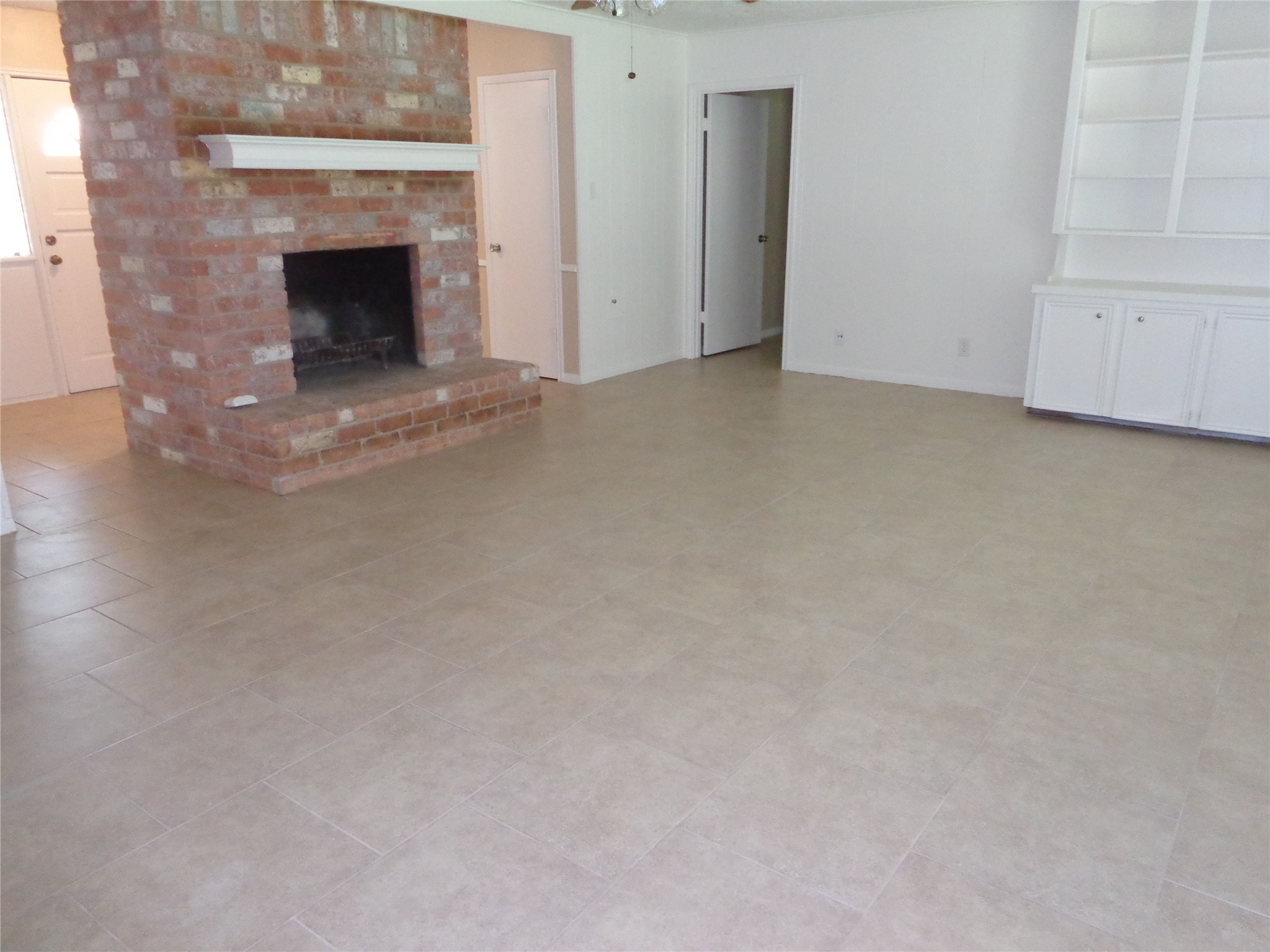 2735 Manila Lane Property Photo 12