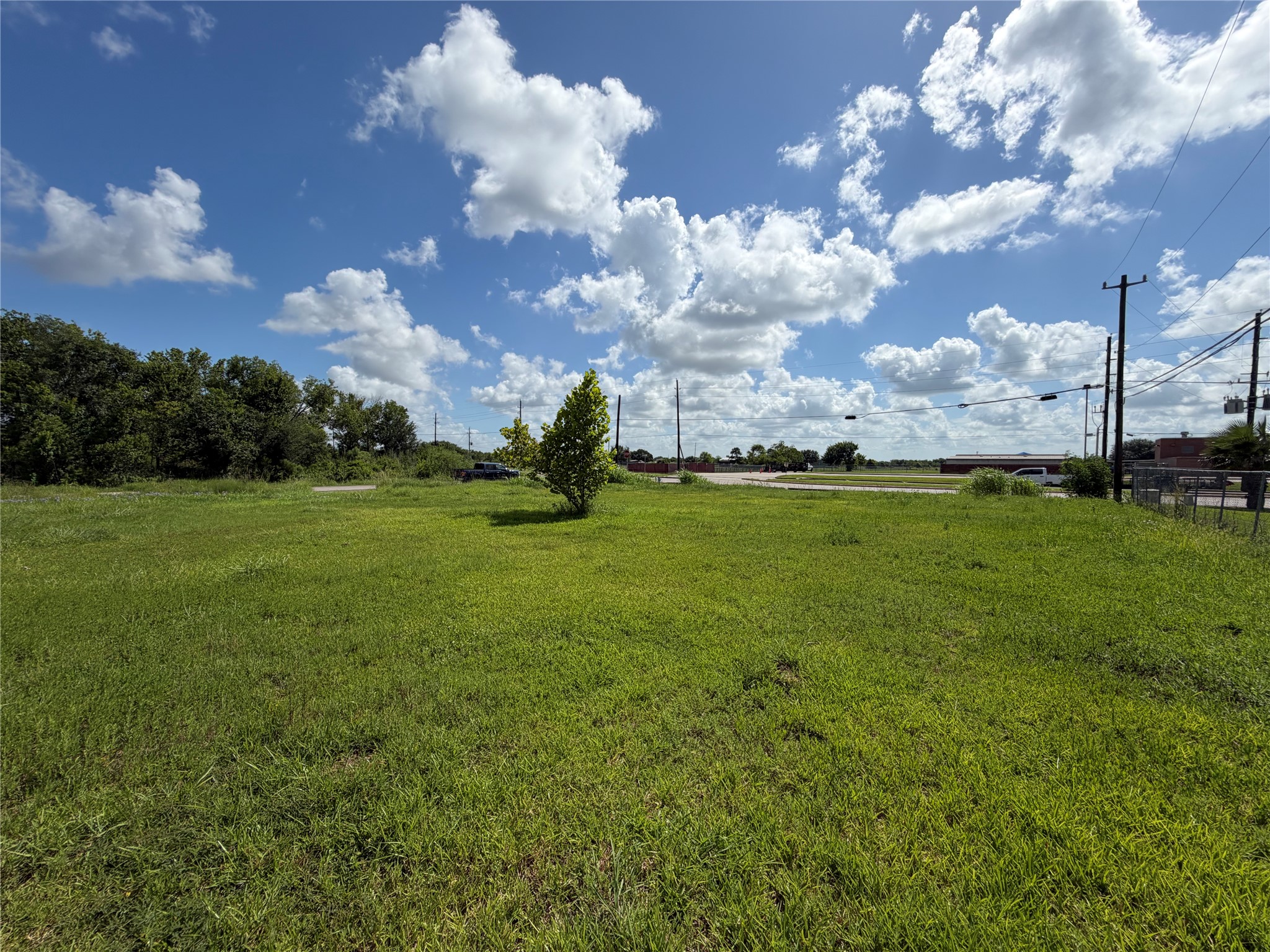 4950 Almeda School Road Property Photo 6