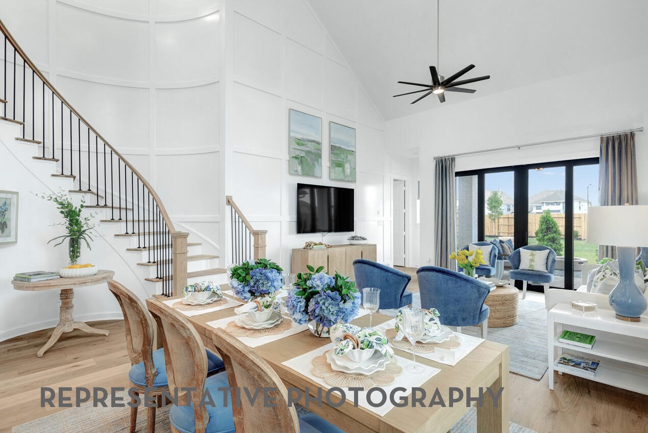 17923 Pathway Forest Lane Property Photo 11