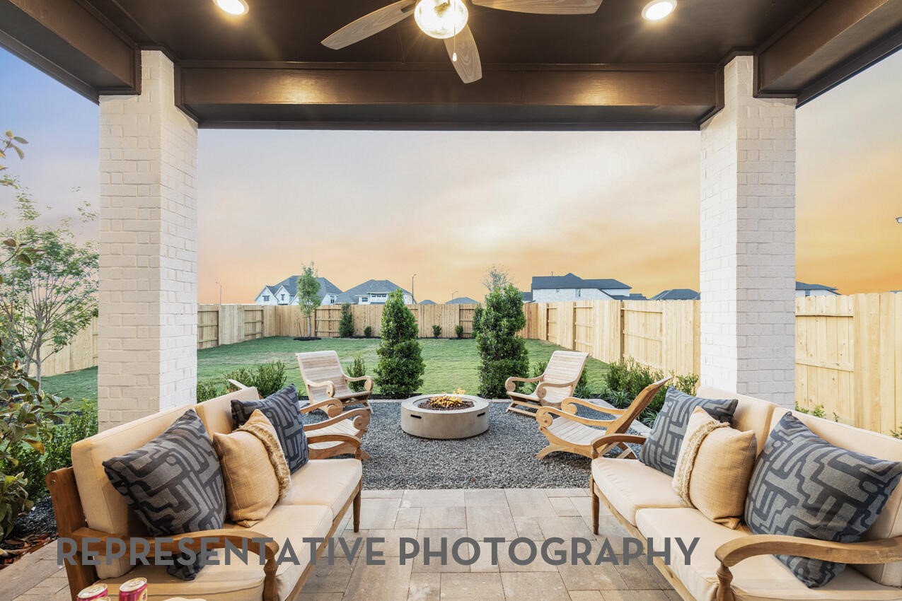 17923 Pathway Forest Lane Property Photo 13