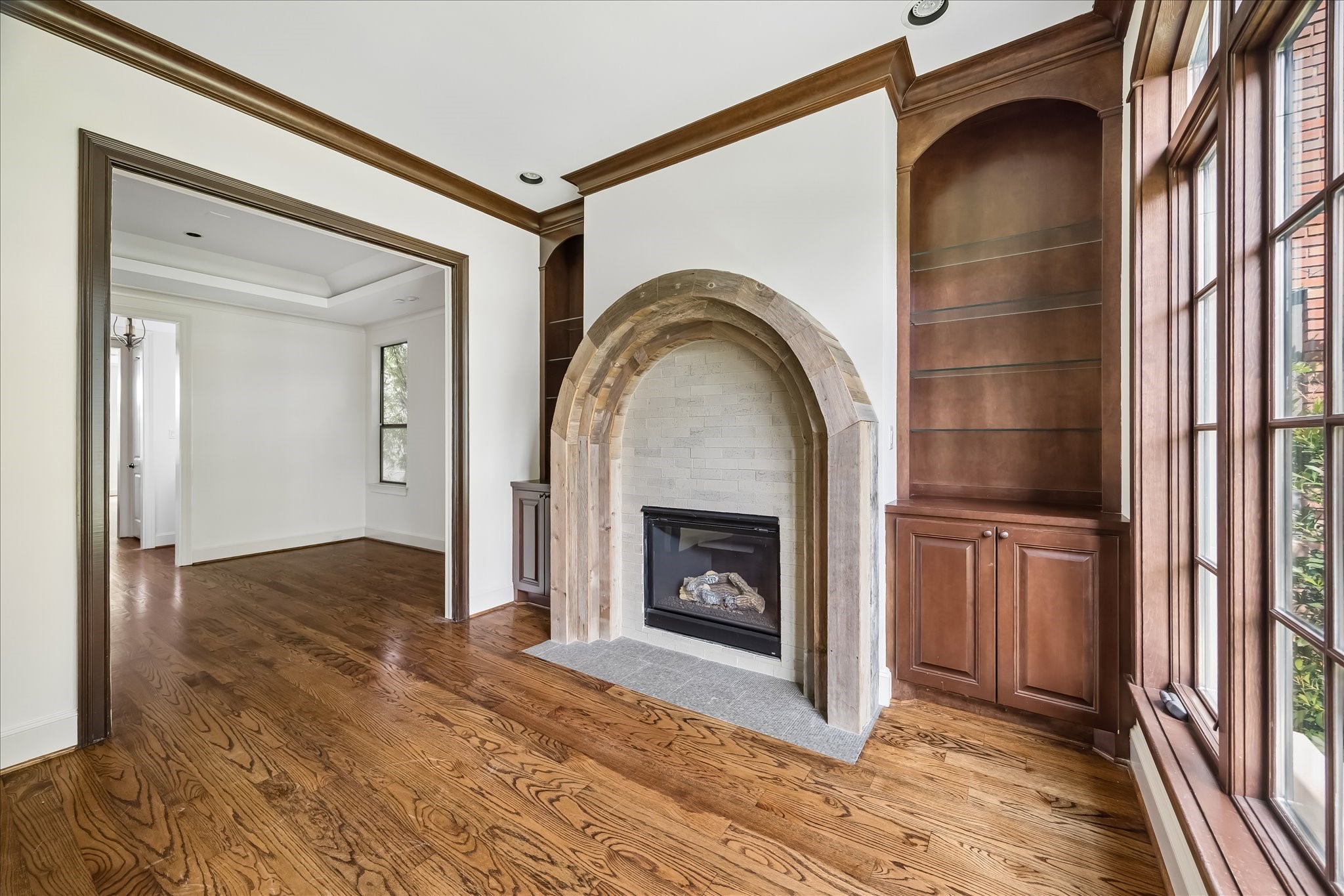 2246 Branard Street Property Photo 7